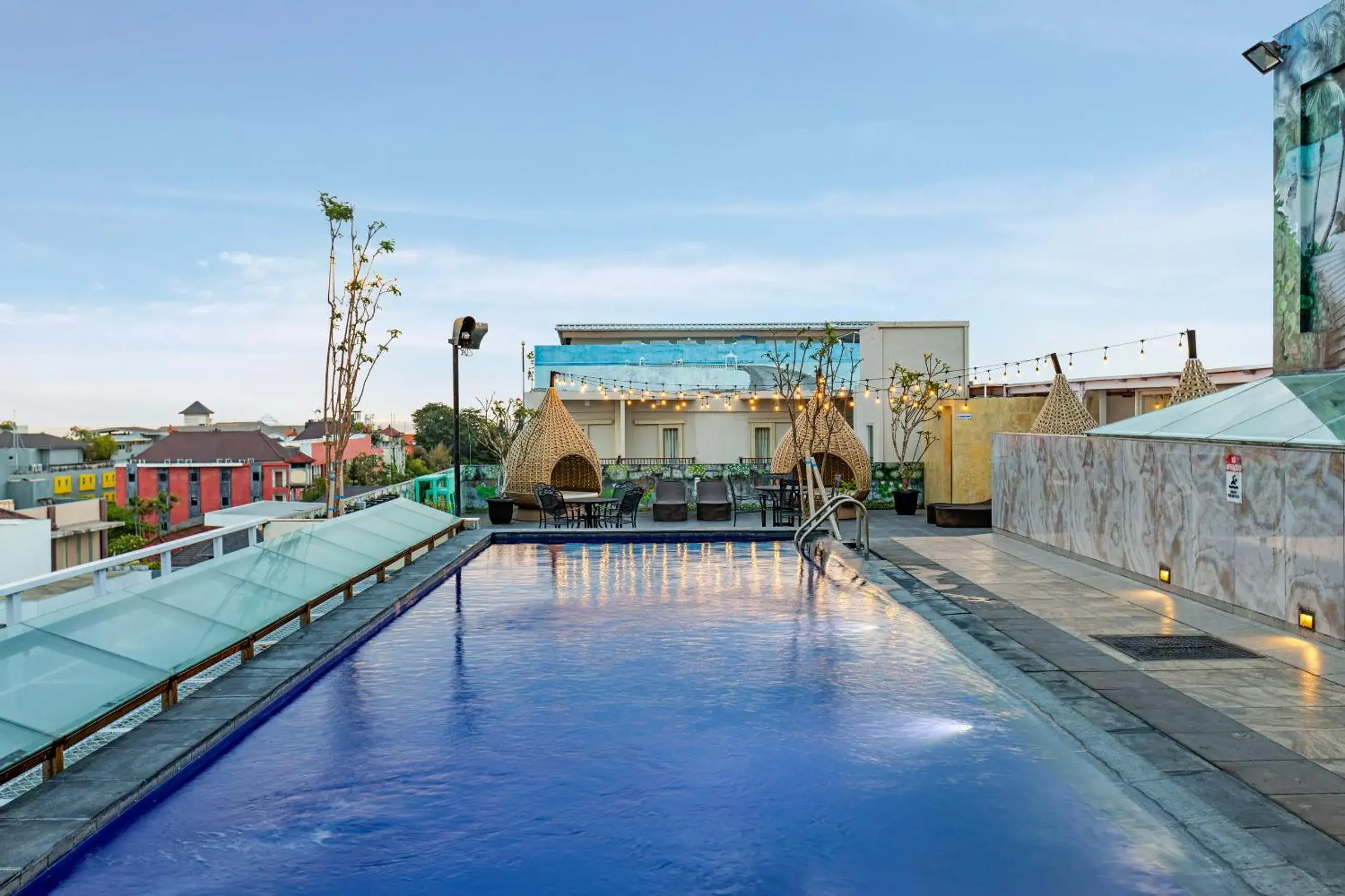 Swimming pool in Boss Legian Hotel Powered by Archipelago Swimming pool in Boss Legian Hotel Powered by Archipelago
