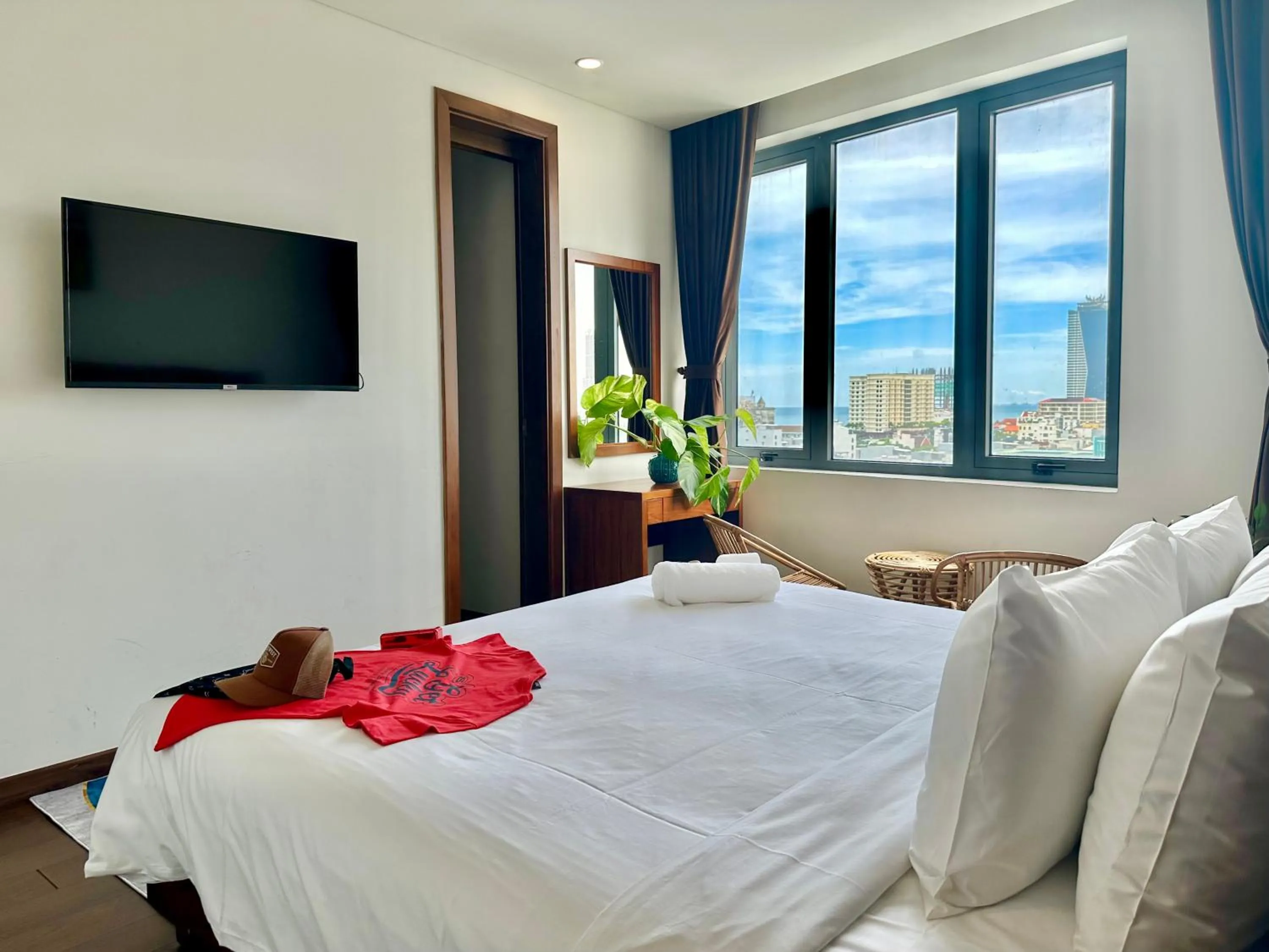 Bedroom, Bed in Century Hotel Da Nang