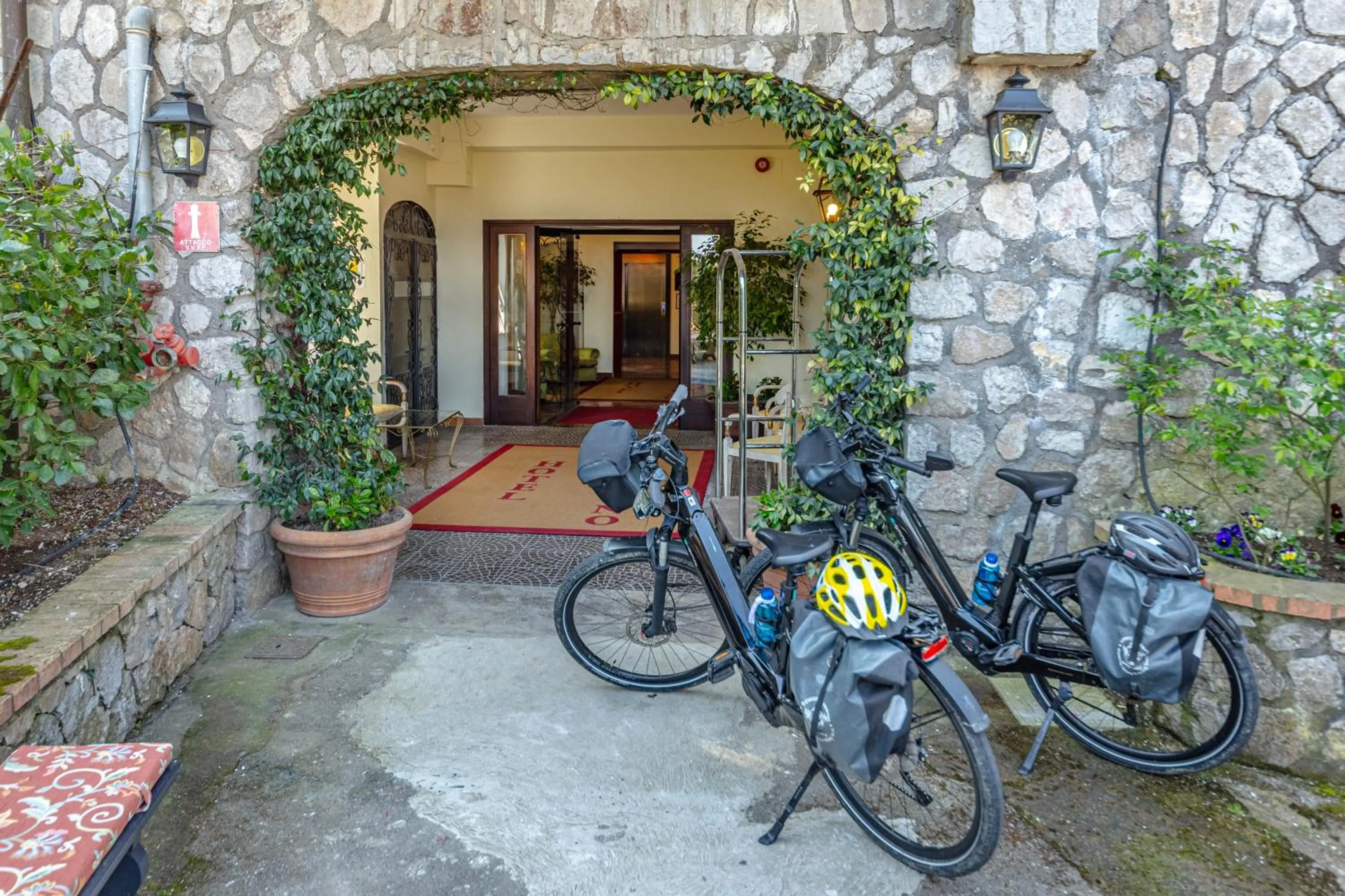 Property building in Hotel Iaccarino