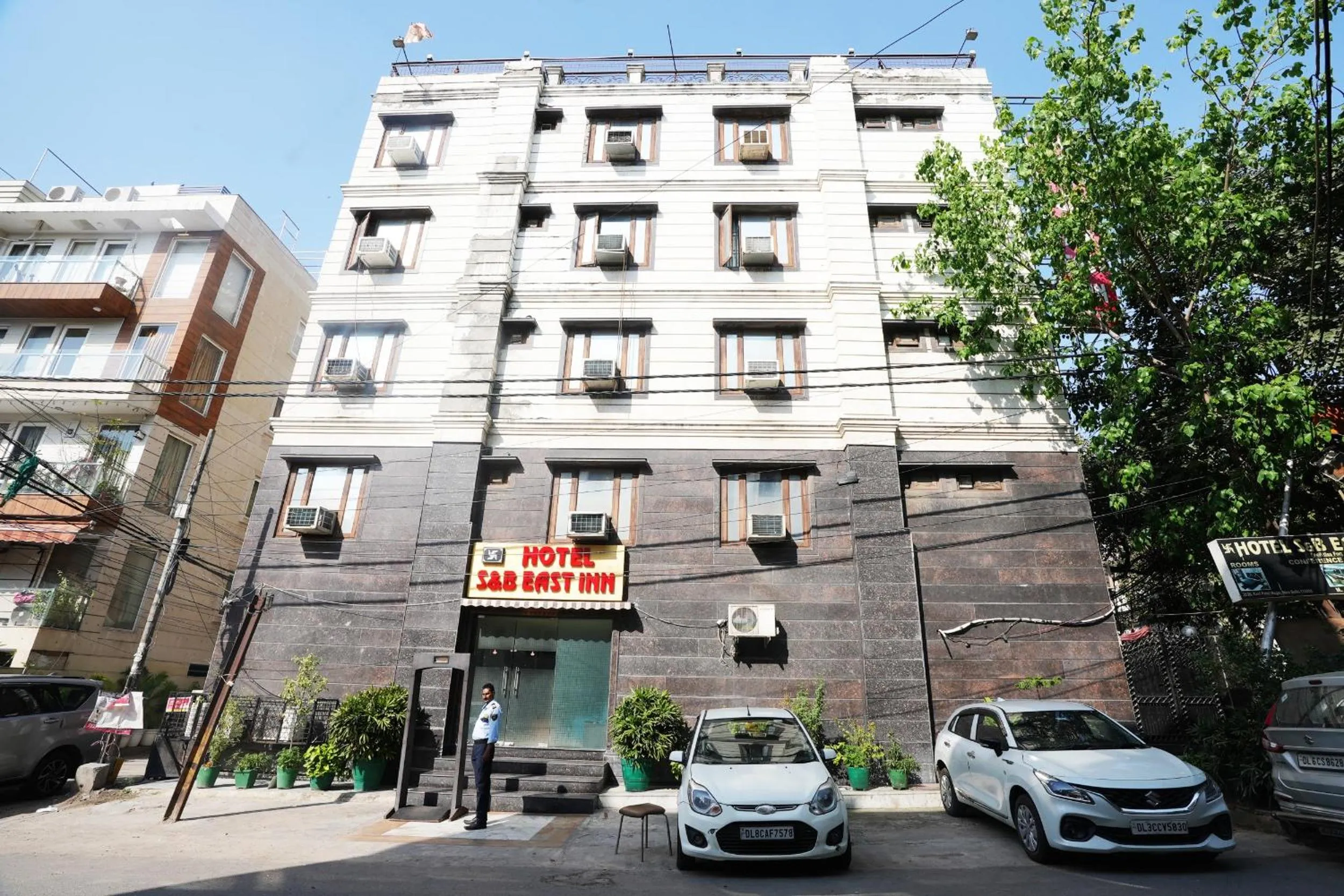 Property building in Hotel S & B East Inn - Patel Nagar
