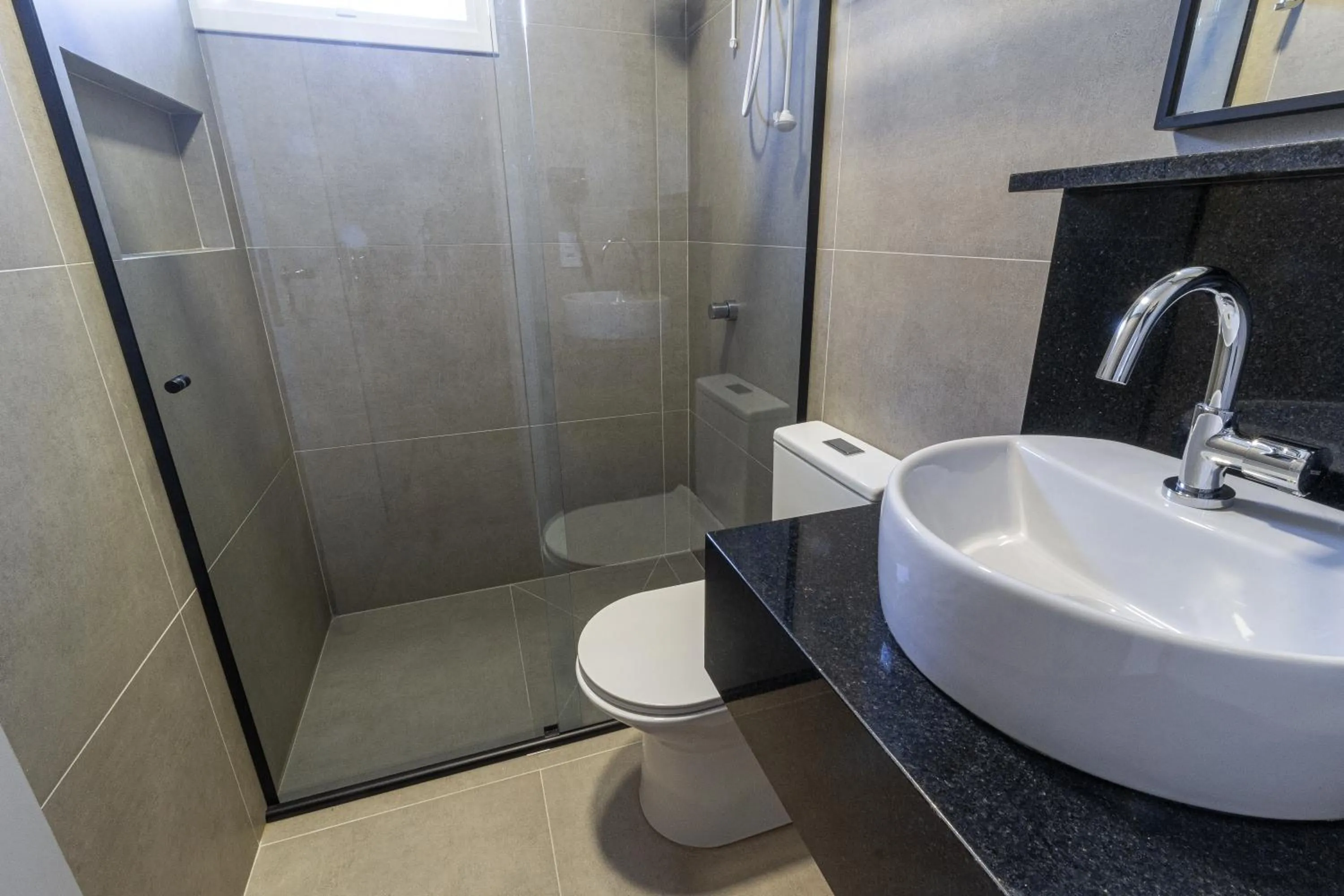 Shower in Hotel Werlich