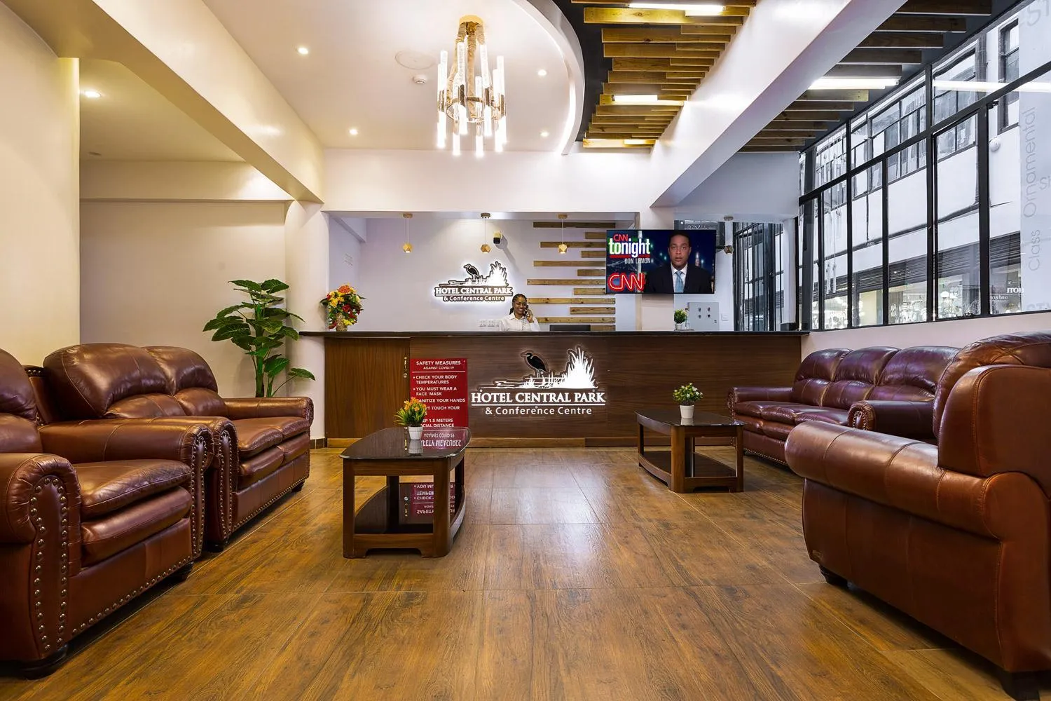 Lobby or reception in HOTEL CENTRAL PARK & CONFERENCE CENTRE