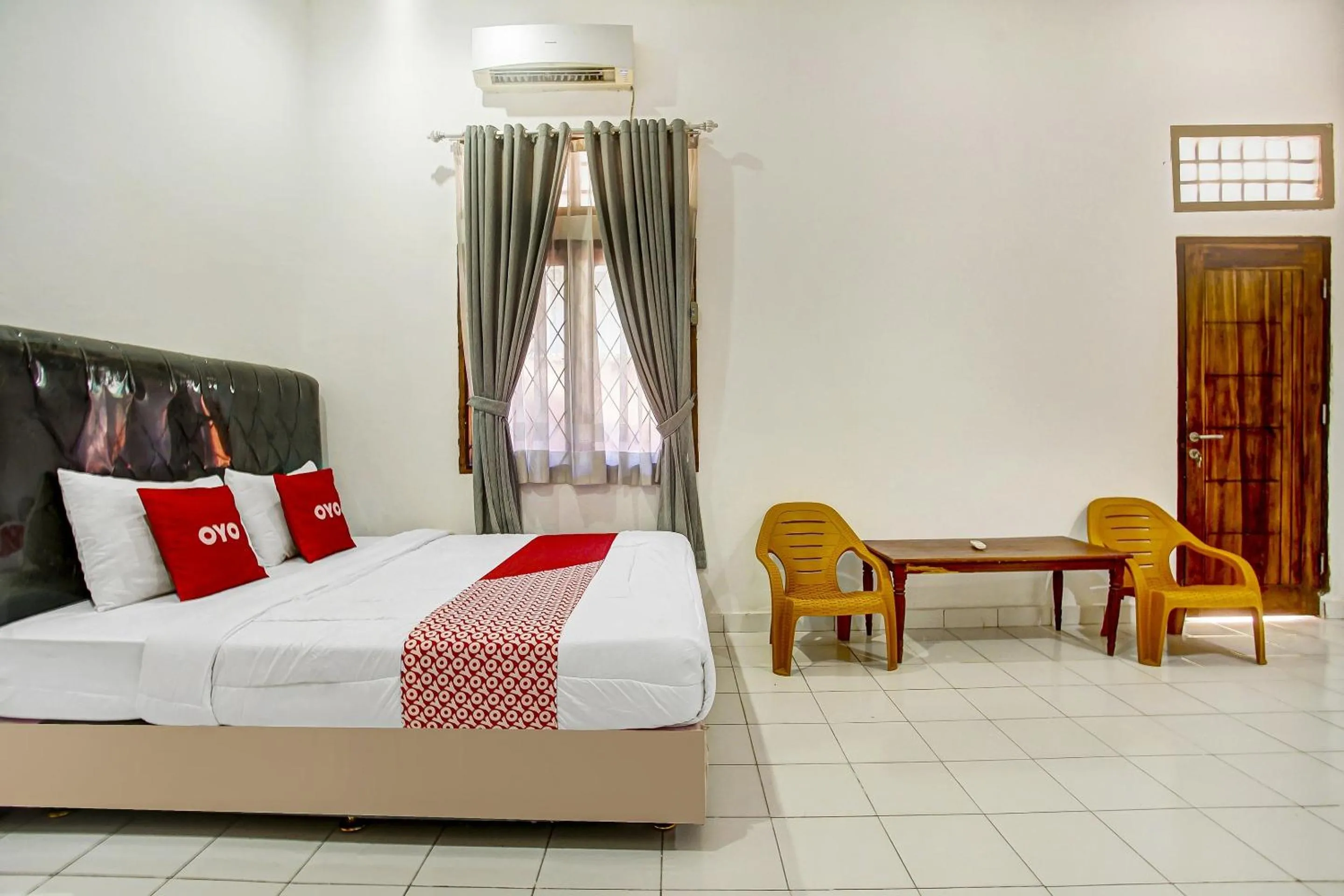 Bedroom, Bed in Hotel O Homestay Syariah