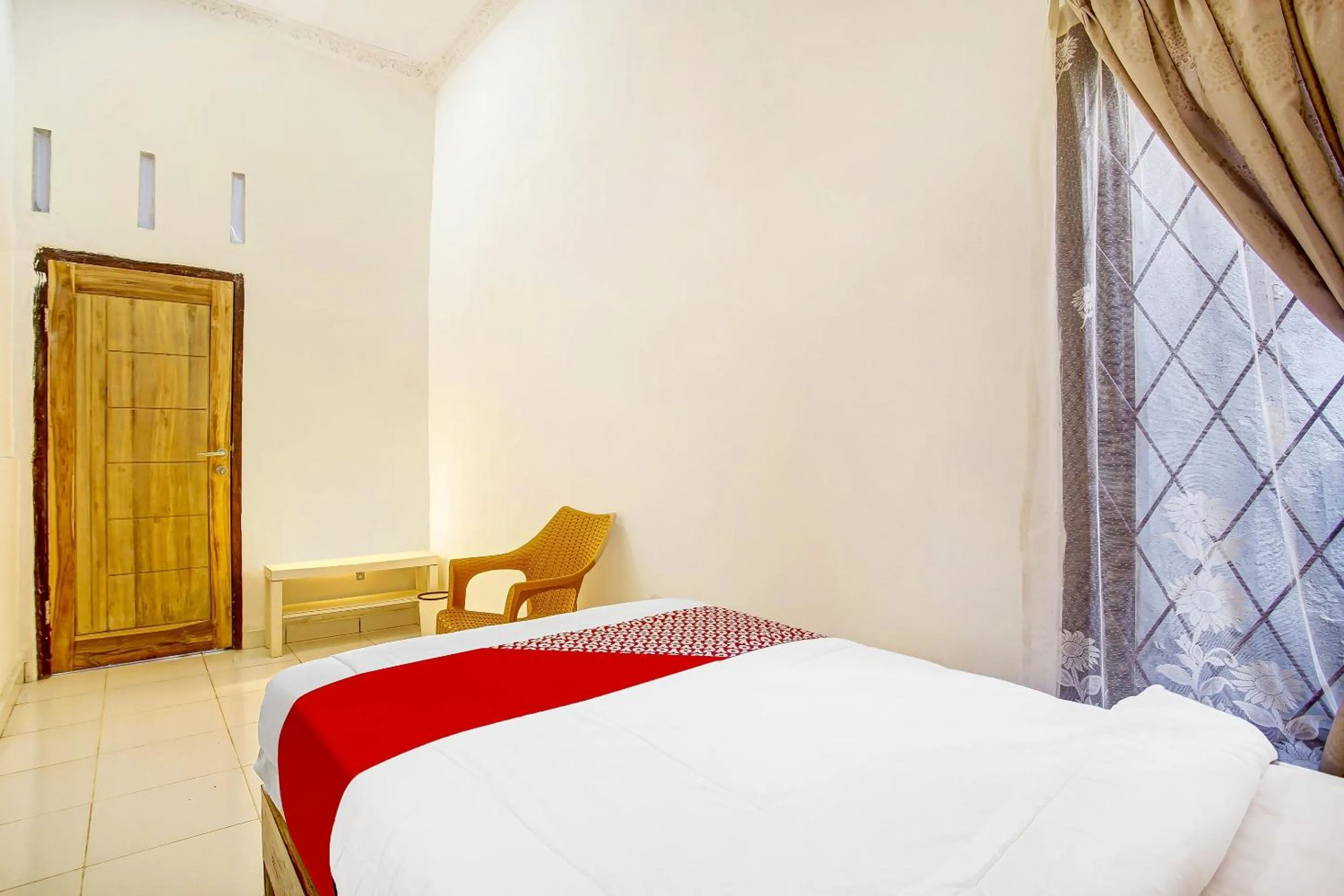 Bedroom, Bed in Hotel O Homestay Syariah