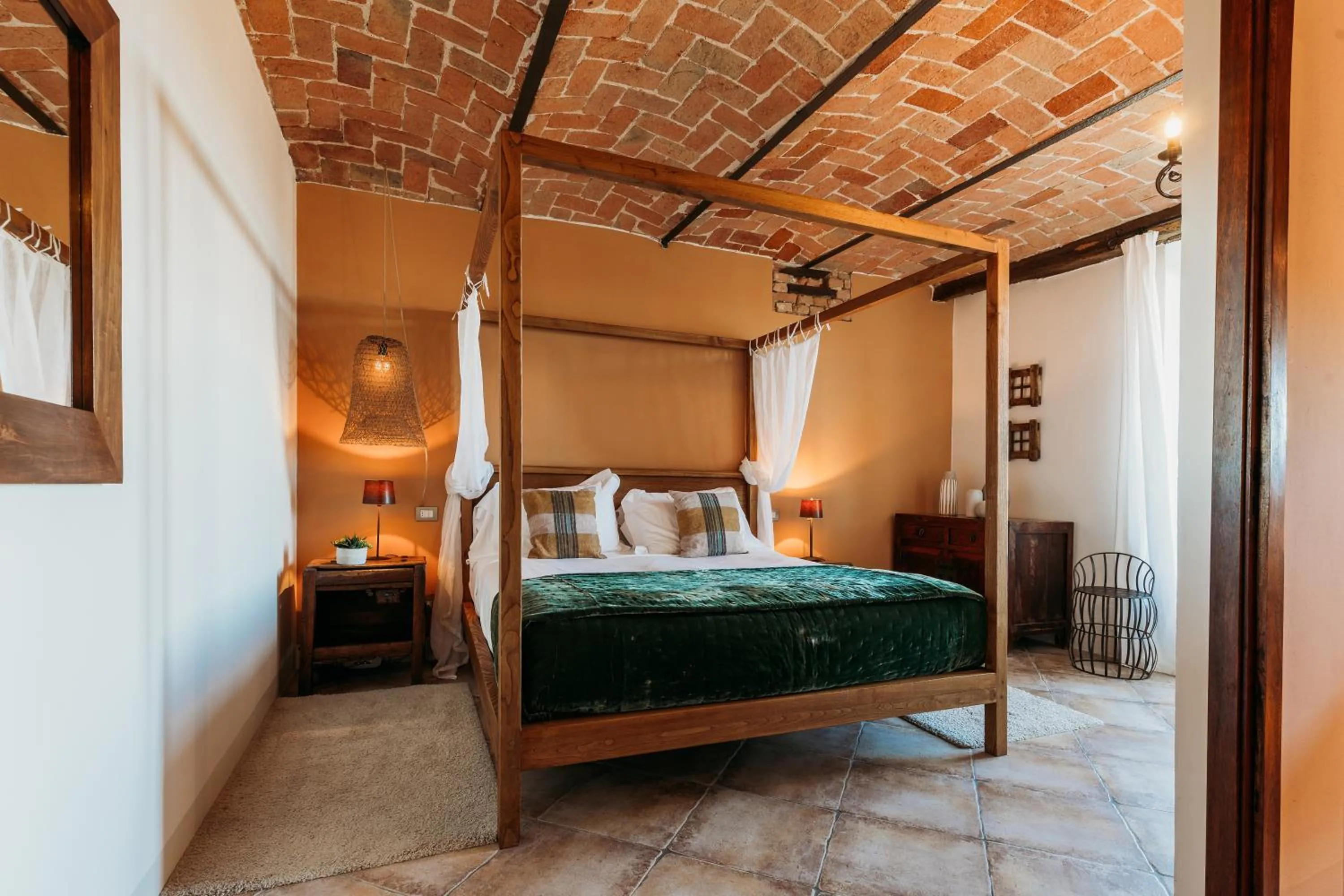 Bed in La Villa Hotel