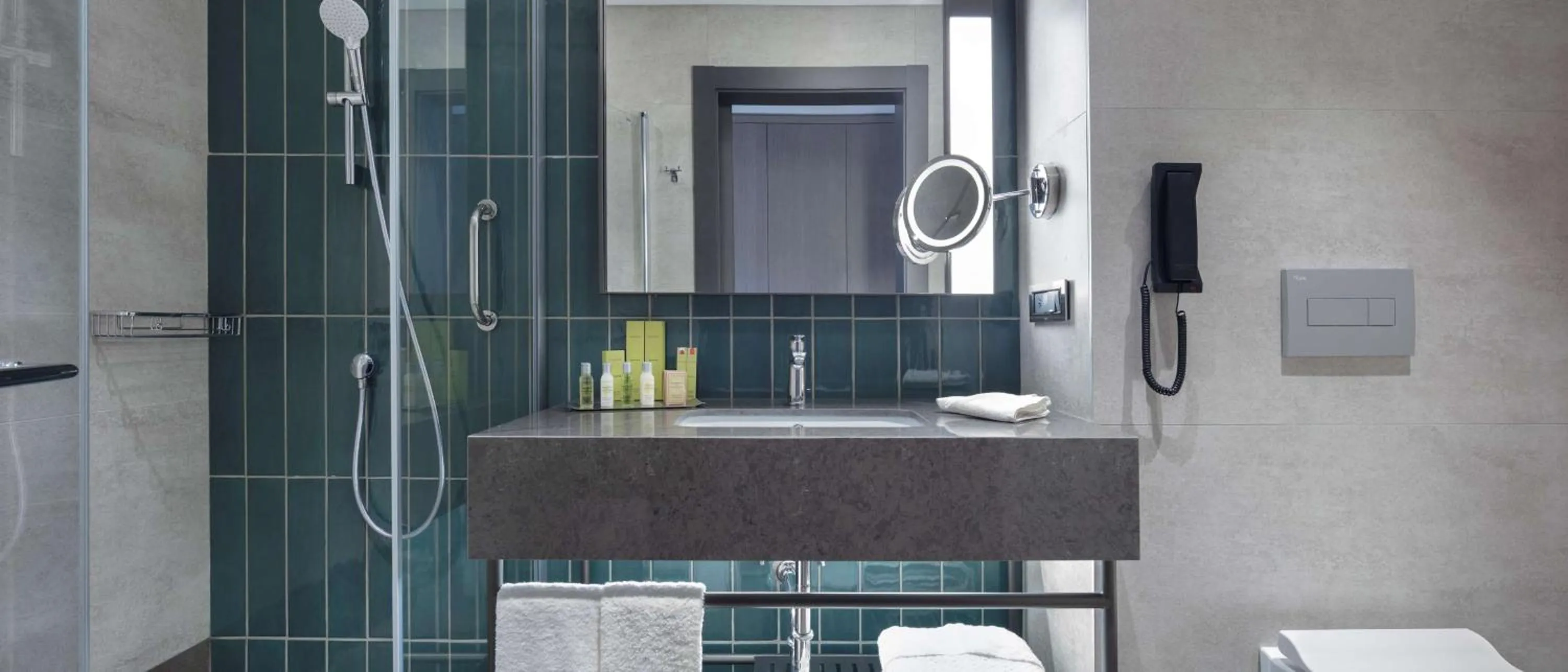 Bathroom in Doubletree By Hilton Canakkale