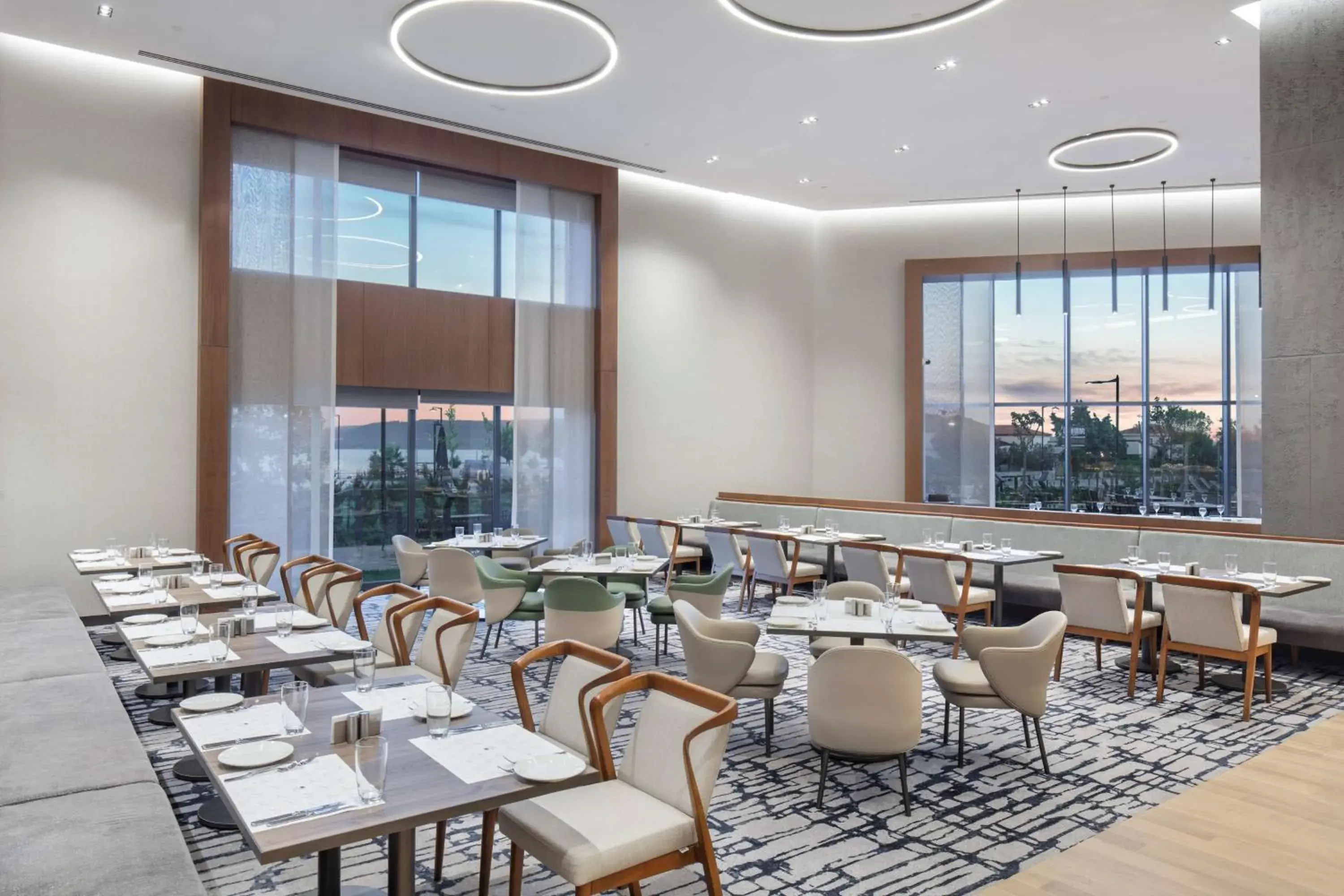 Restaurant/places to eat in Doubletree By Hilton Canakkale Restaurant/places to eat in Doubletree By Hilton Canakkale