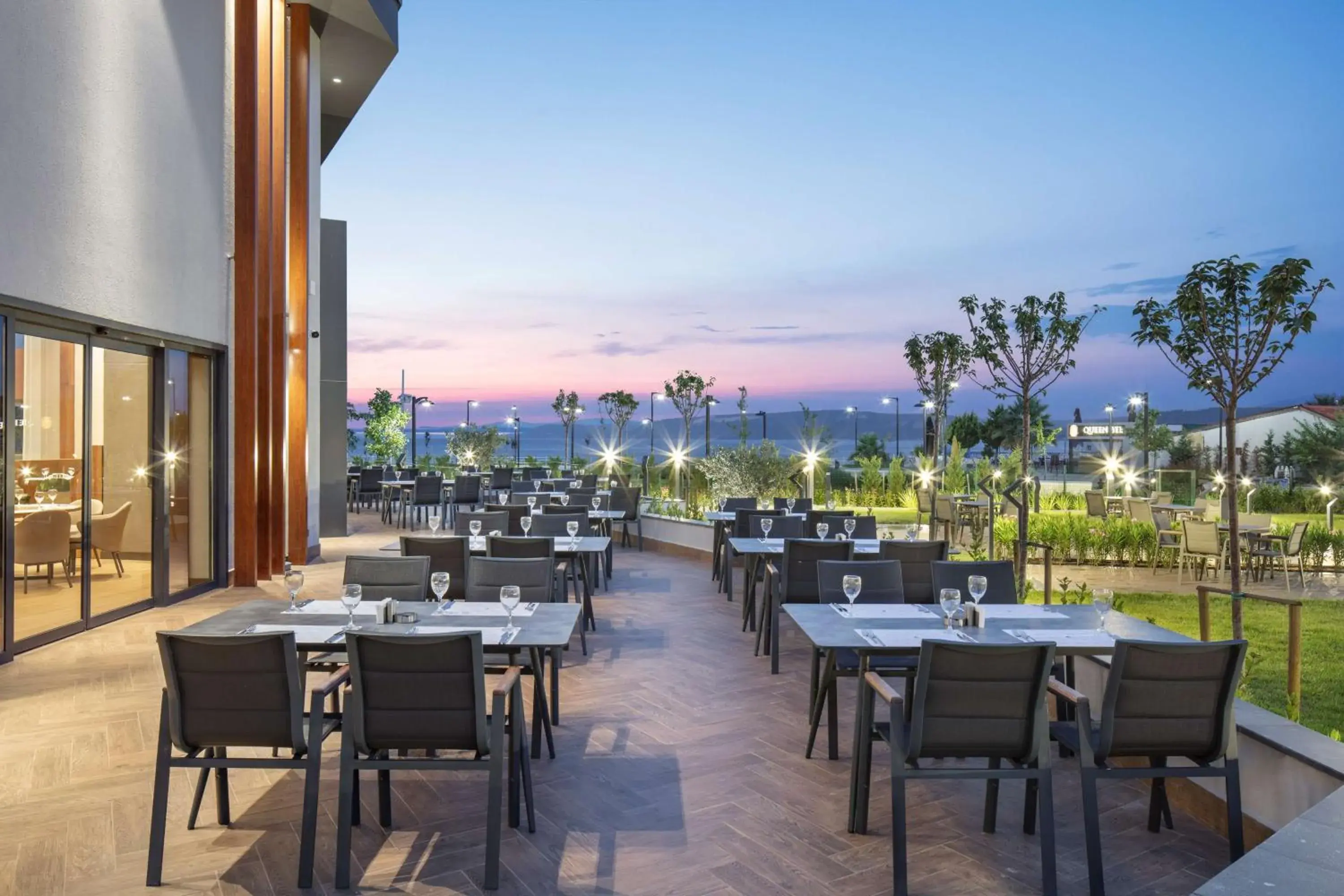 Restaurant/places to eat in Doubletree By Hilton Canakkale Restaurant/places to eat in Doubletree By Hilton Canakkale