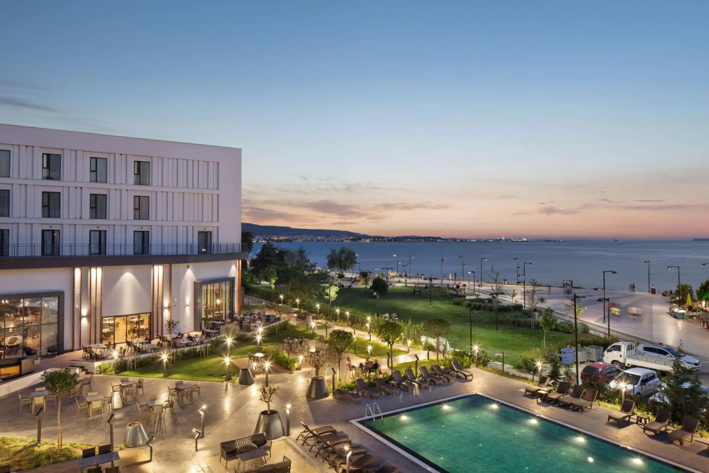 Pool view in Doubletree By Hilton Canakkale Pool view in Doubletree By Hilton Canakkale