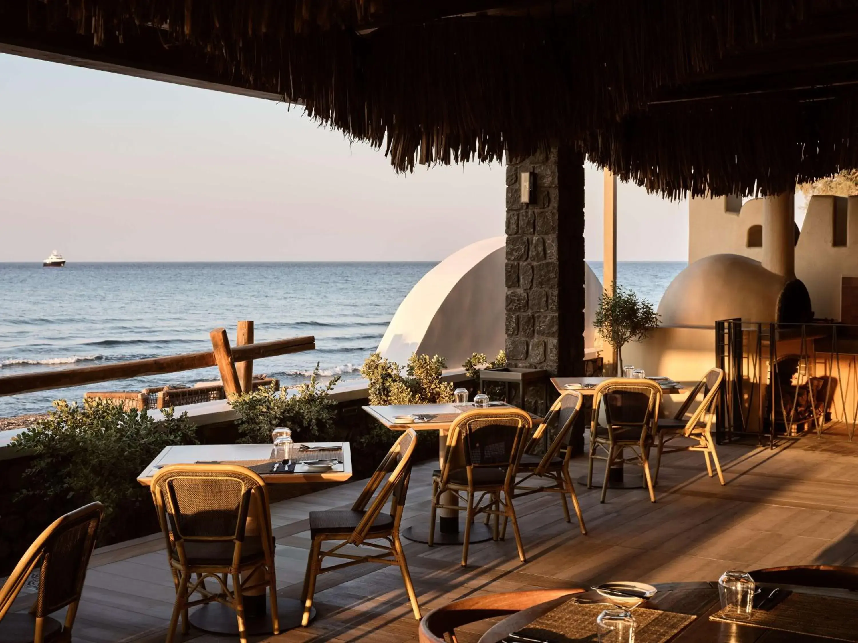 Restaurant/places to eat in Sea Breeze Santorini Beach Resort, Curio By Hilton Restaurant/places to eat in Sea Breeze Santorini Beach Resort, Curio By Hilton