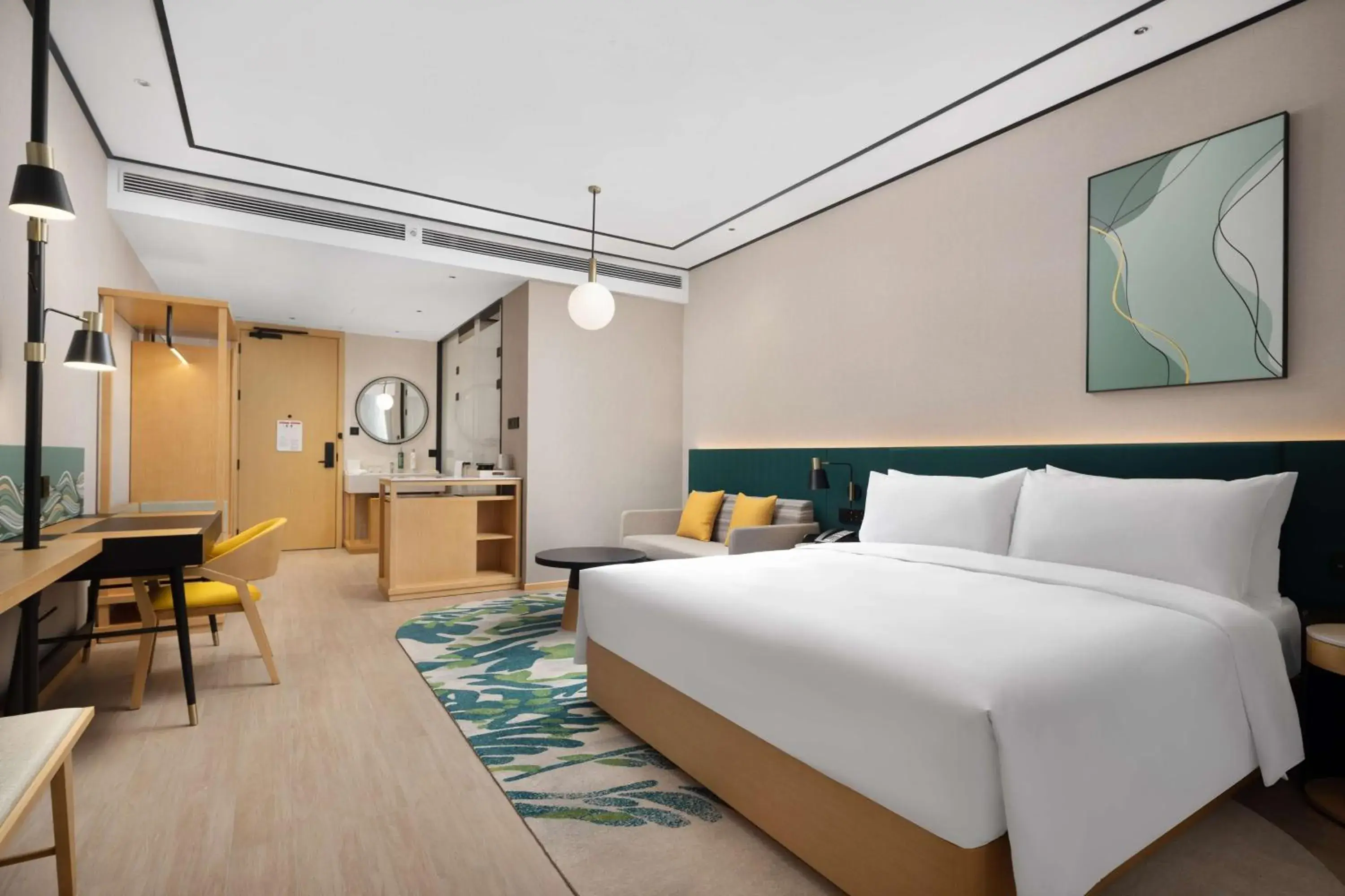 Living room, Bed in Hilton Garden Inn Rizhao High-Tech Zone Living room, Bed in Hilton Garden Inn Rizhao High-Tech Zone