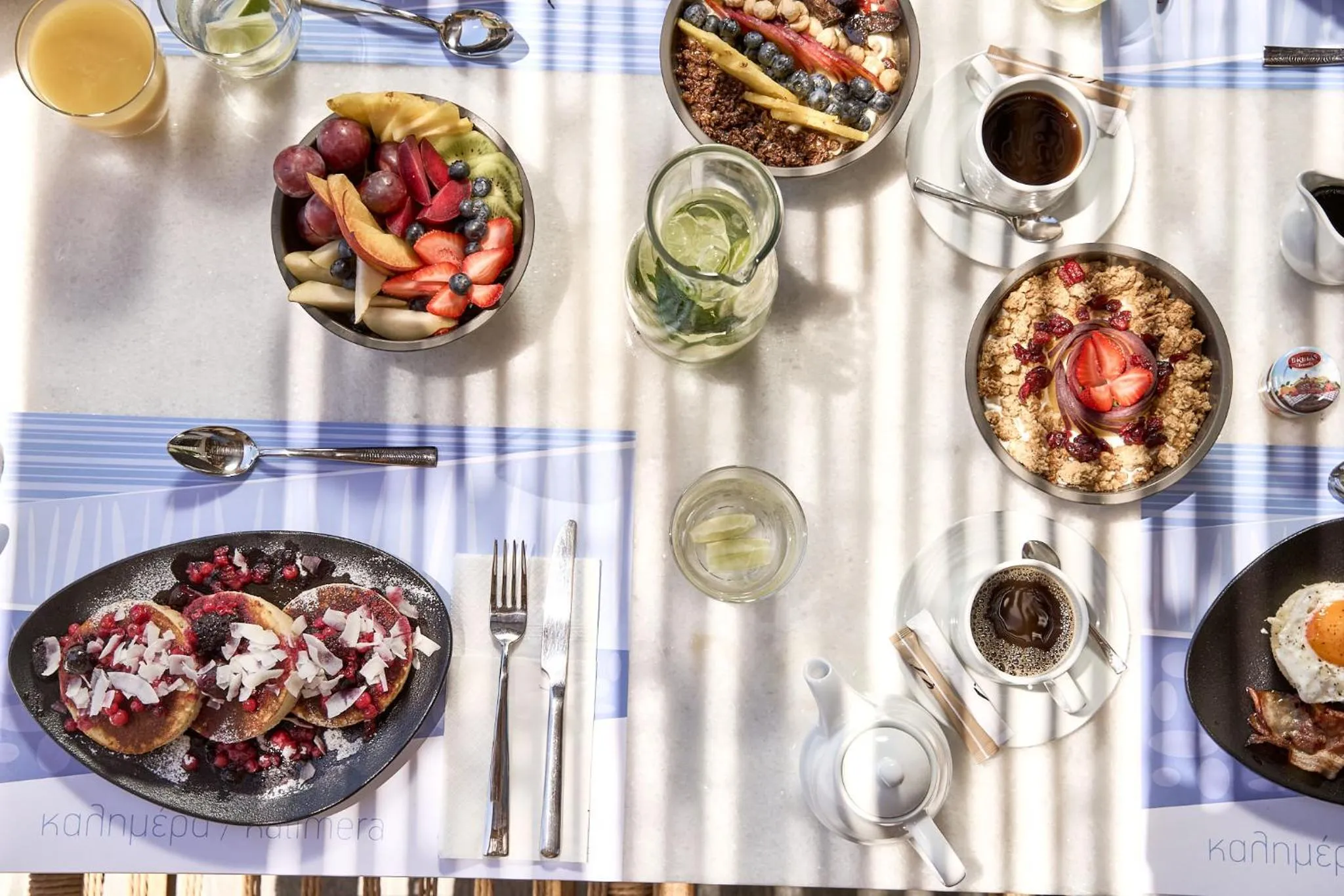 Food in Ios Grand Pool Suites