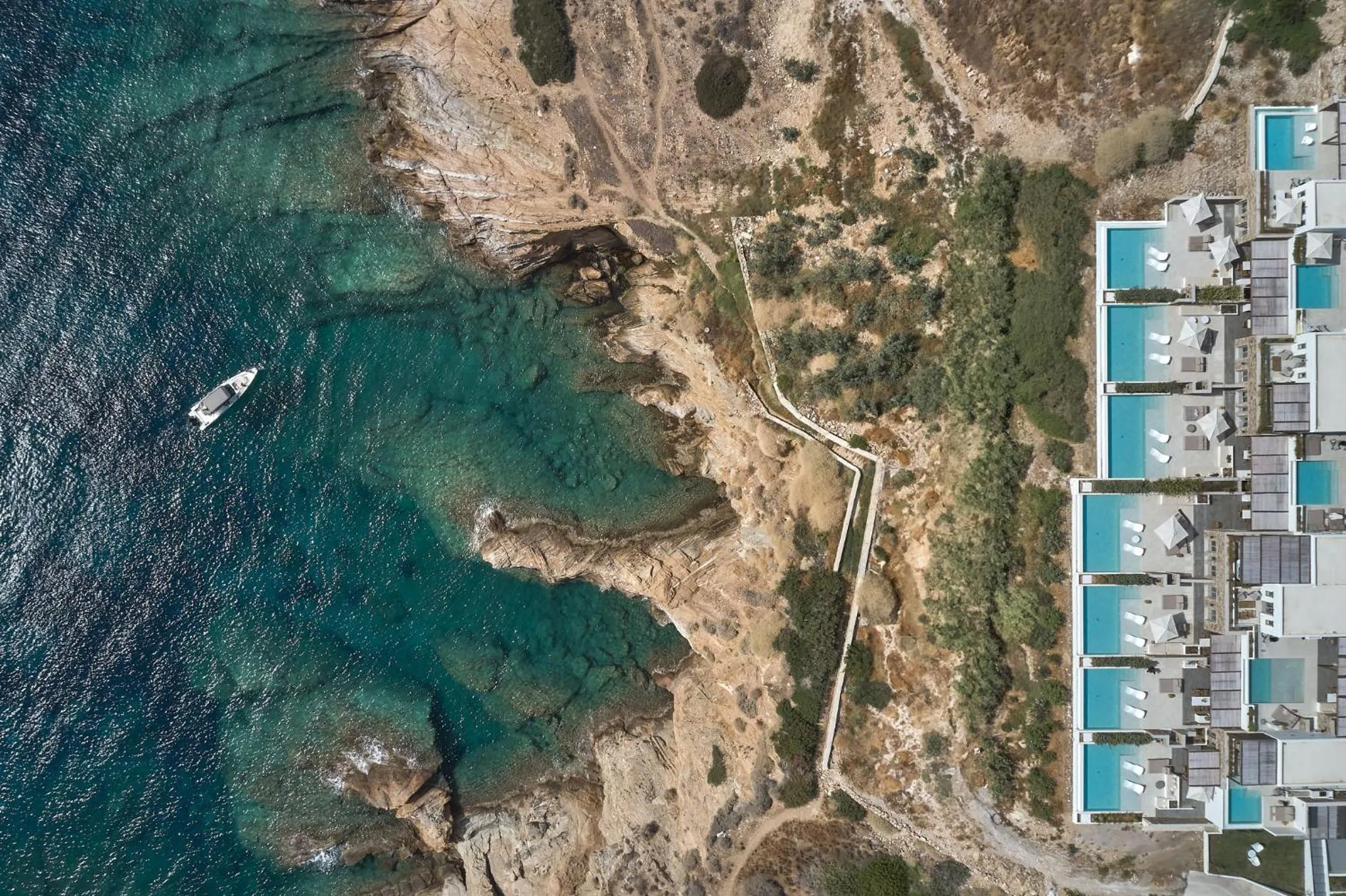 Property building in Ios Grand Pool Suites