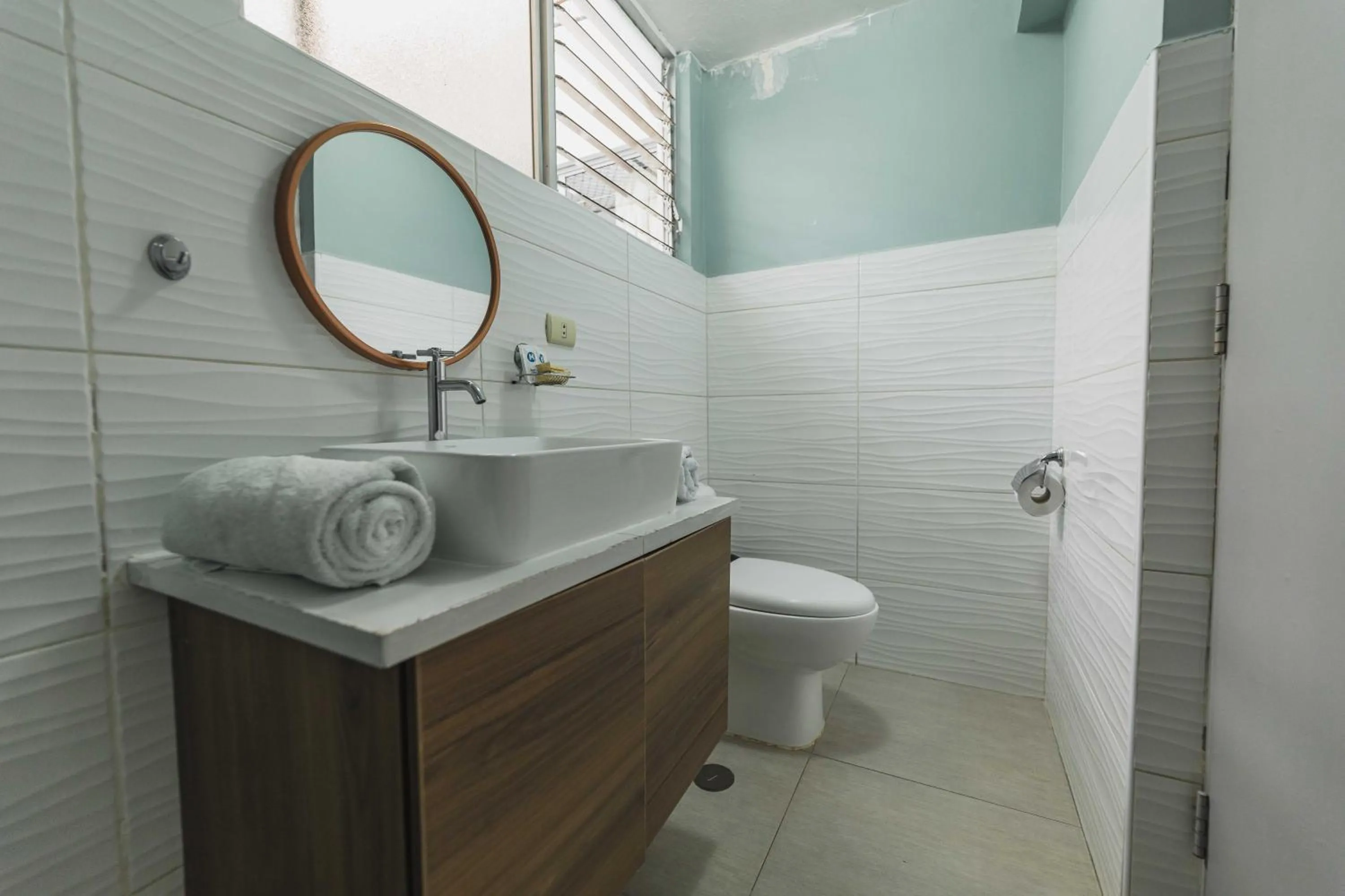 Bathroom in San Pedro Apartments
