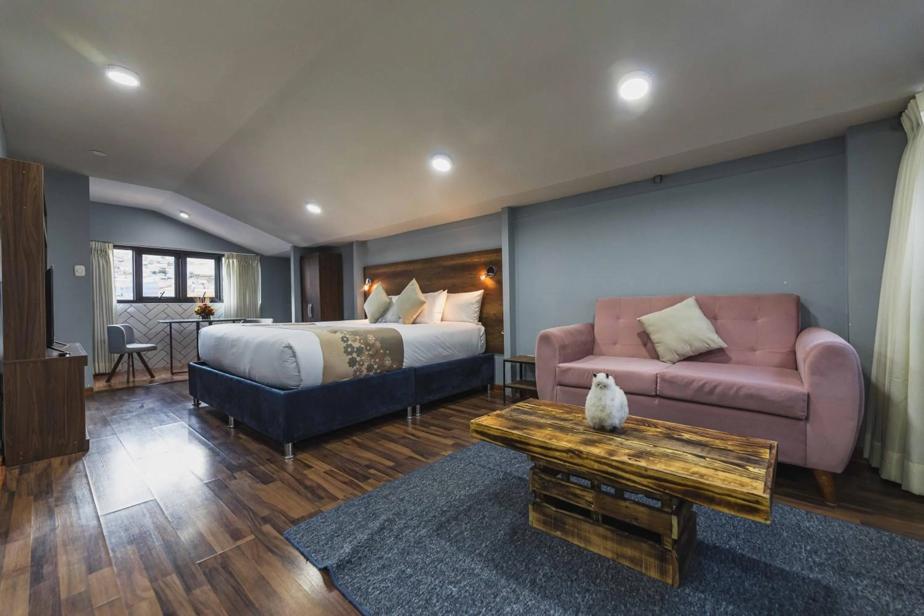 Bed in San Pedro Apartments