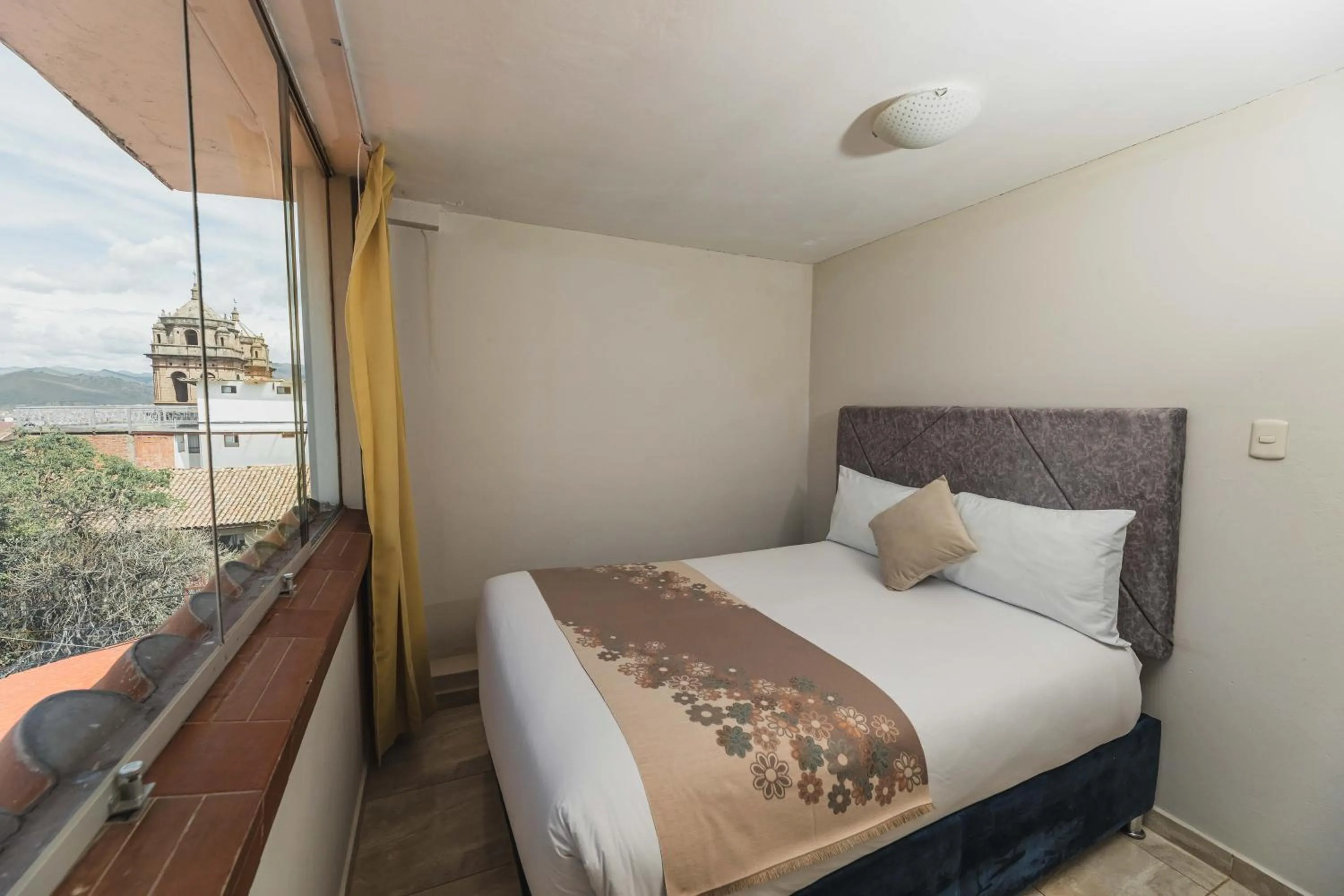 Bed in San Pedro Apartments