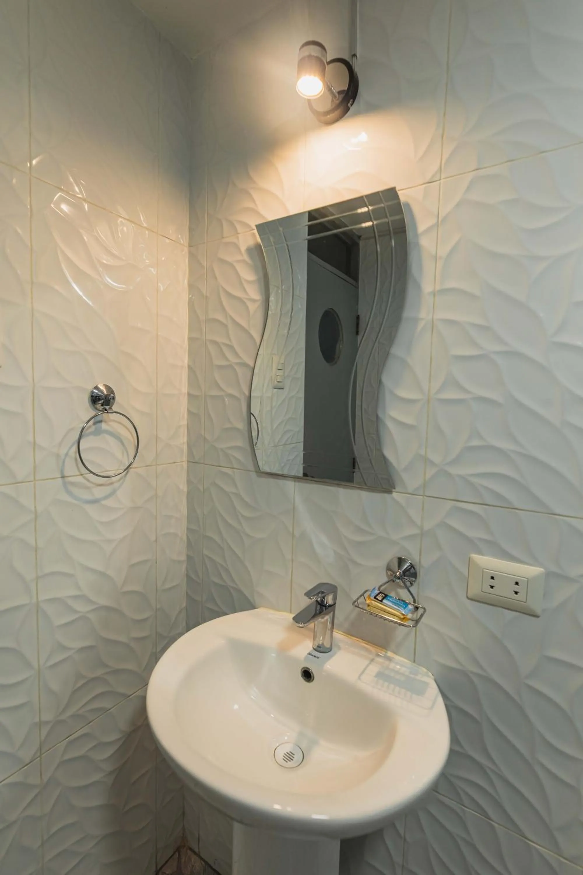 Bathroom in San Pedro Apartments