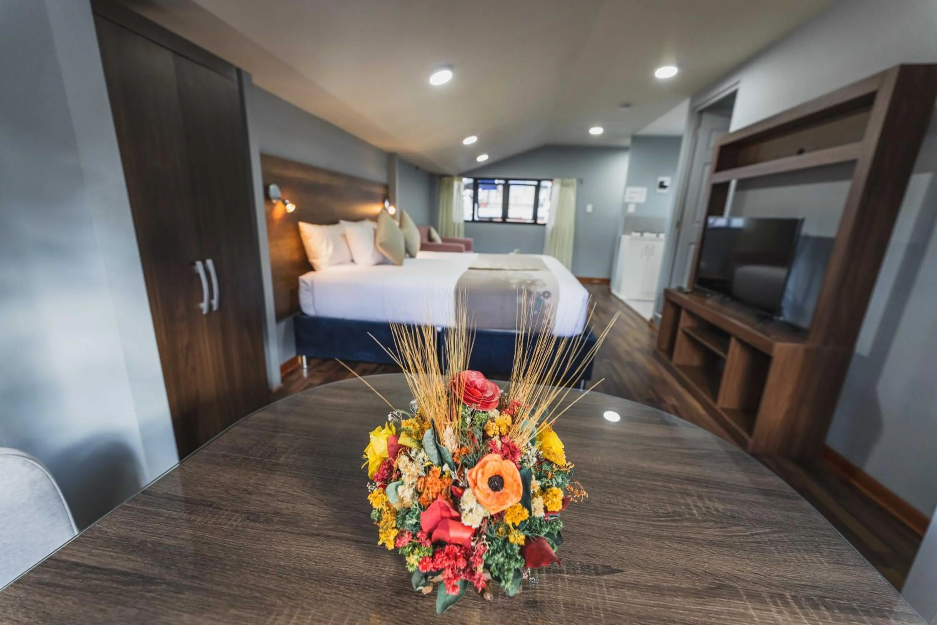 Photo of the whole room, Bed in San Pedro Apartments