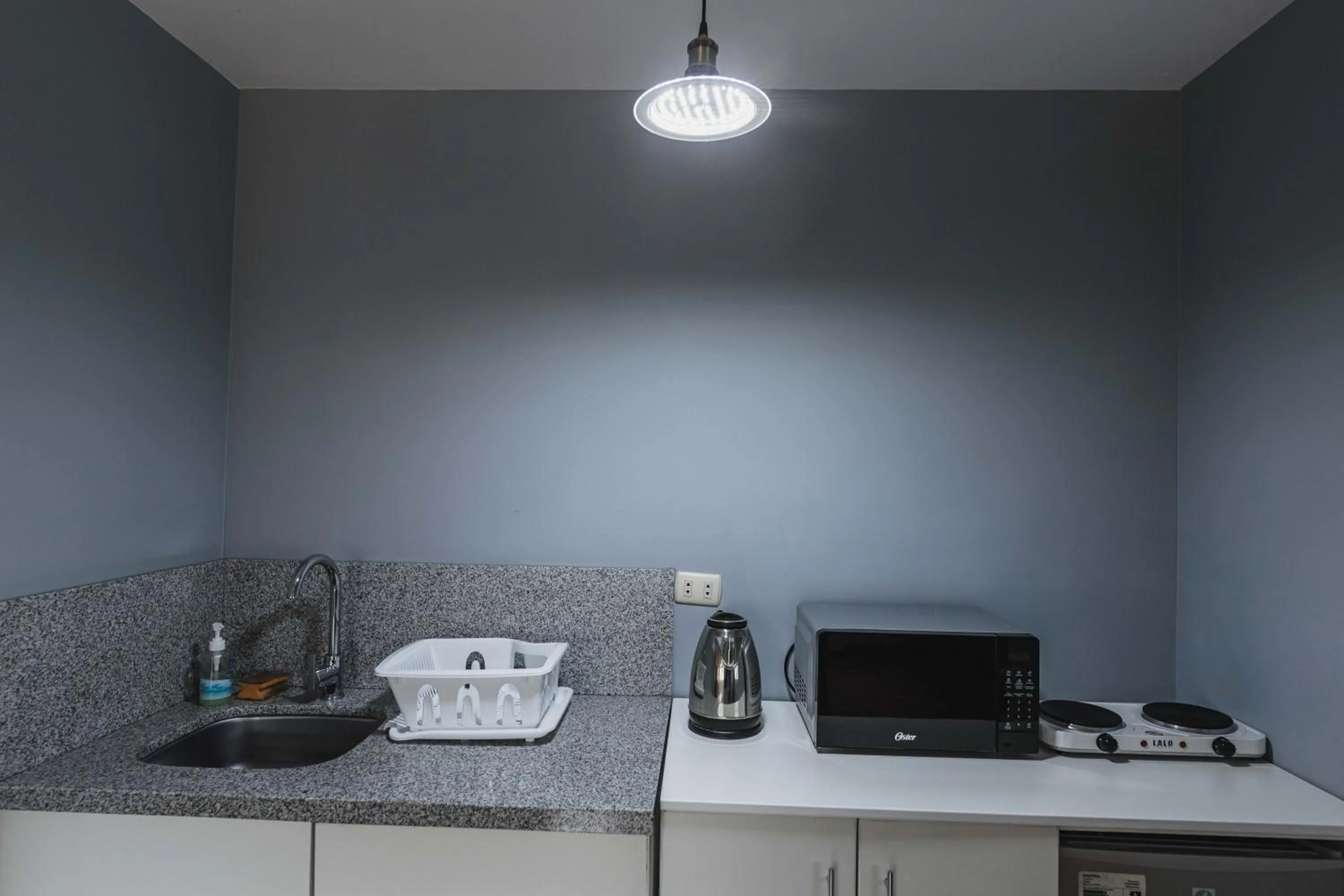 Kitchen or kitchenette in San Pedro Apartments