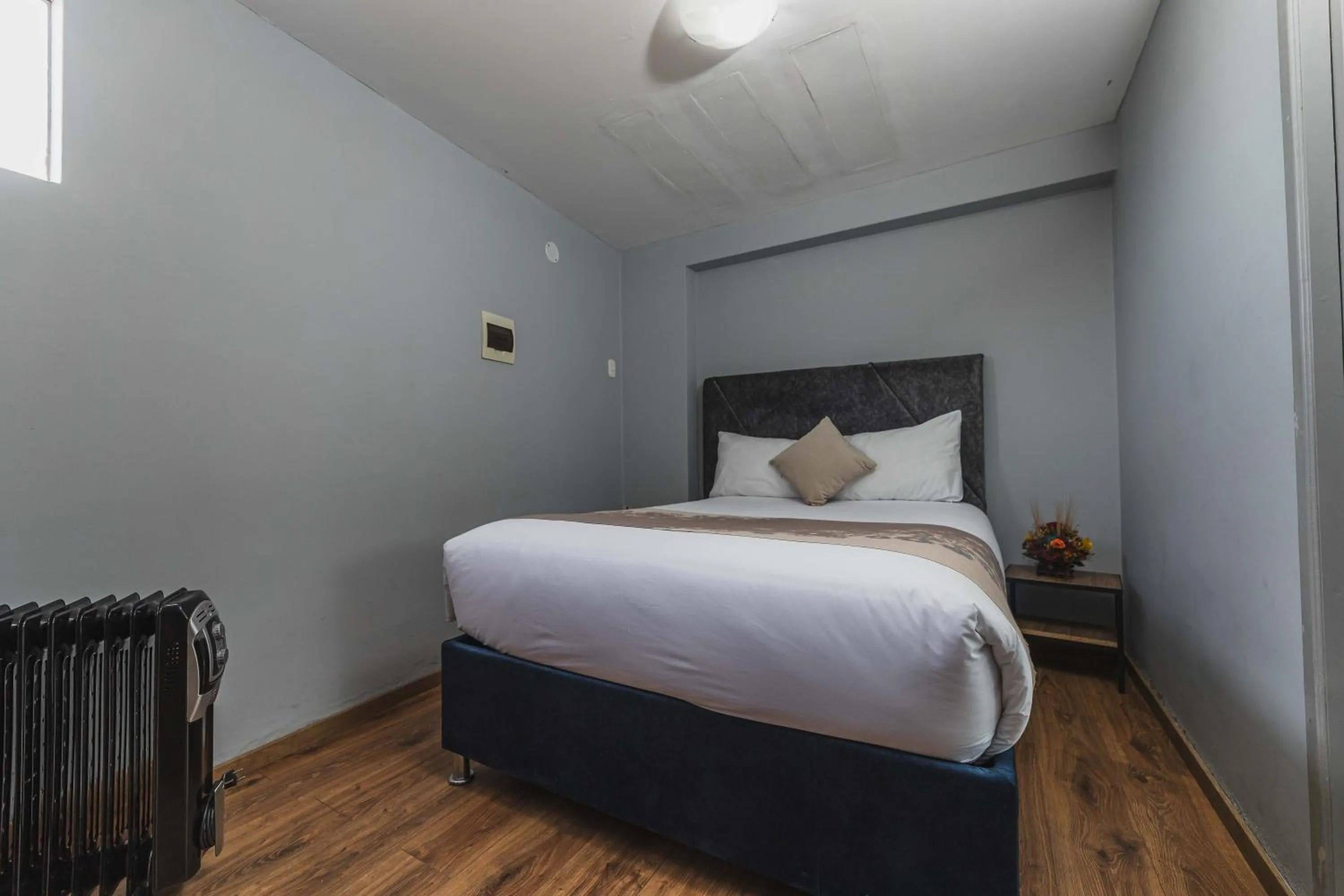 Bed in San Pedro Apartments