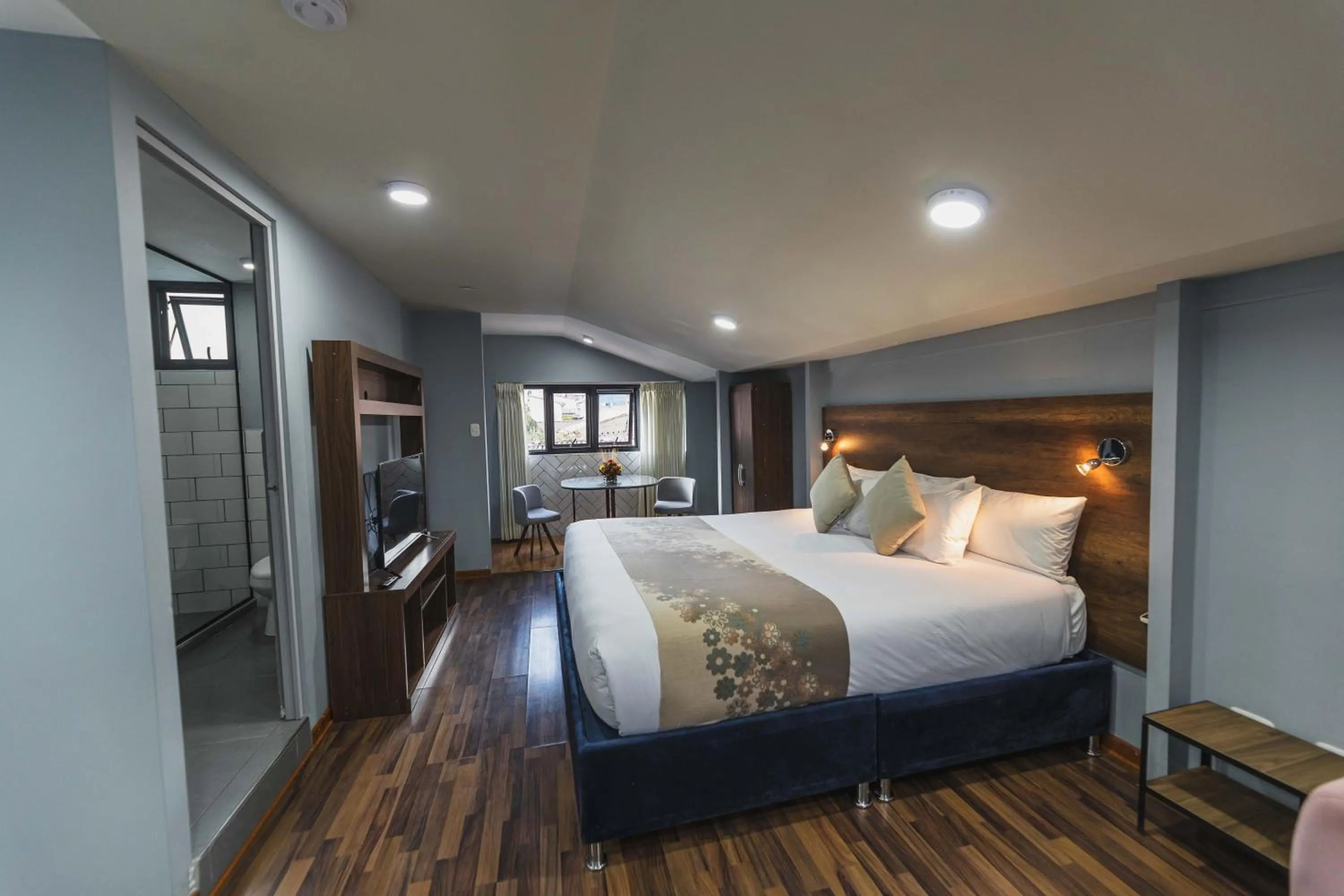 Bed in San Pedro Apartments