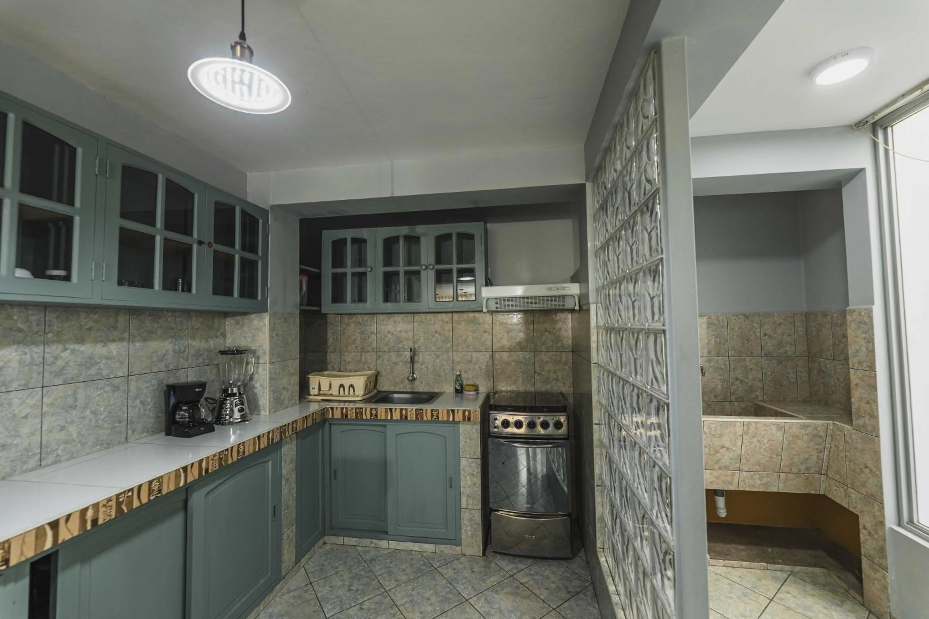 Kitchen or kitchenette in San Pedro Apartments