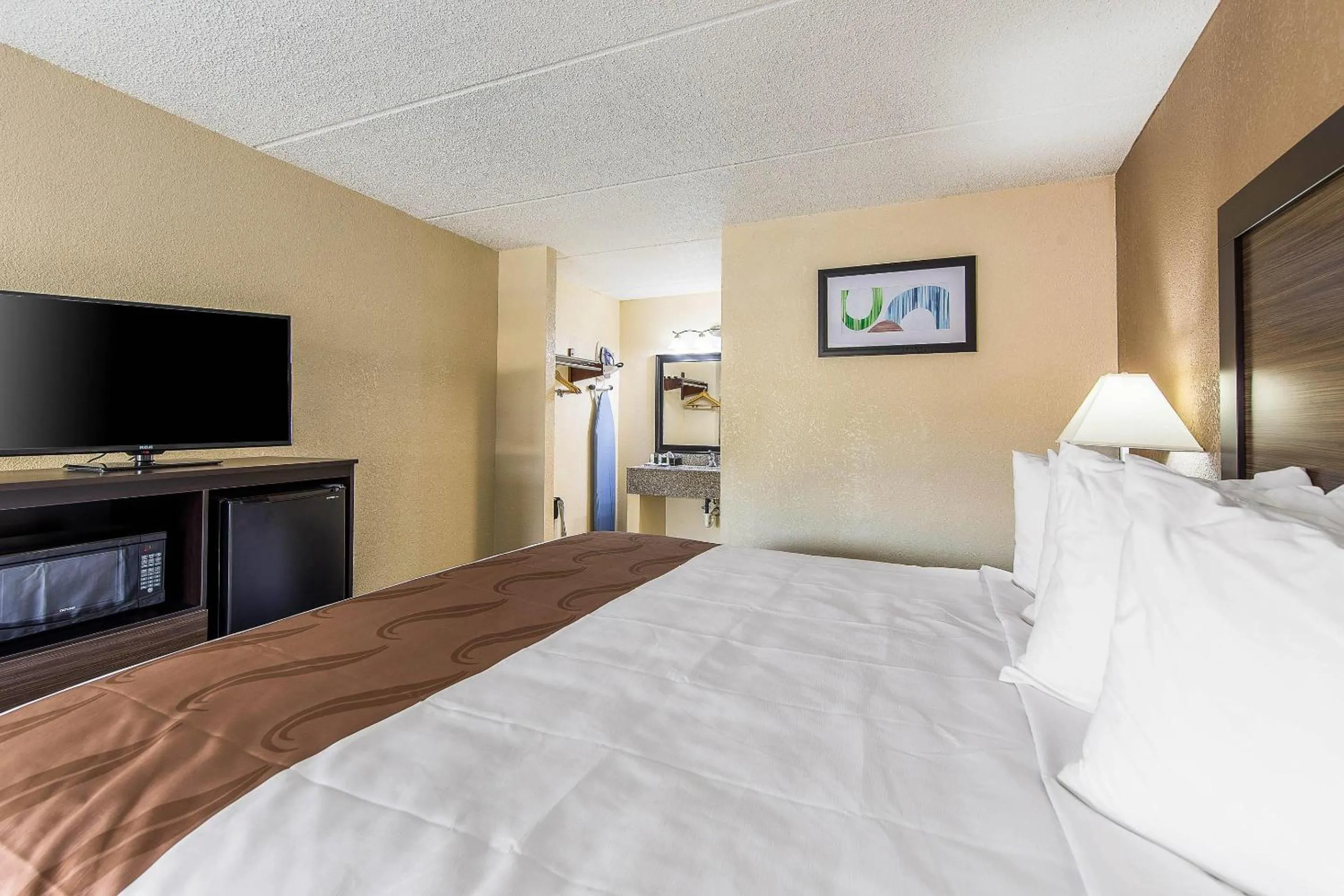 Bedroom, Bed in Quality Inn