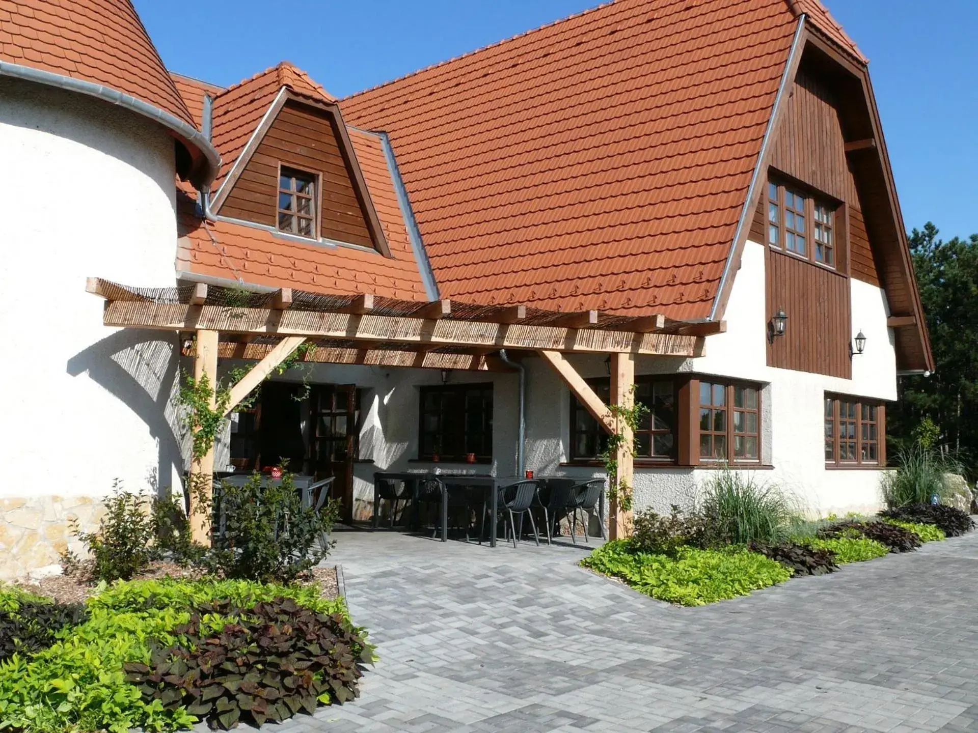 Kádárta Vendéglő Panzió Kádárta Vendéglő Panzió