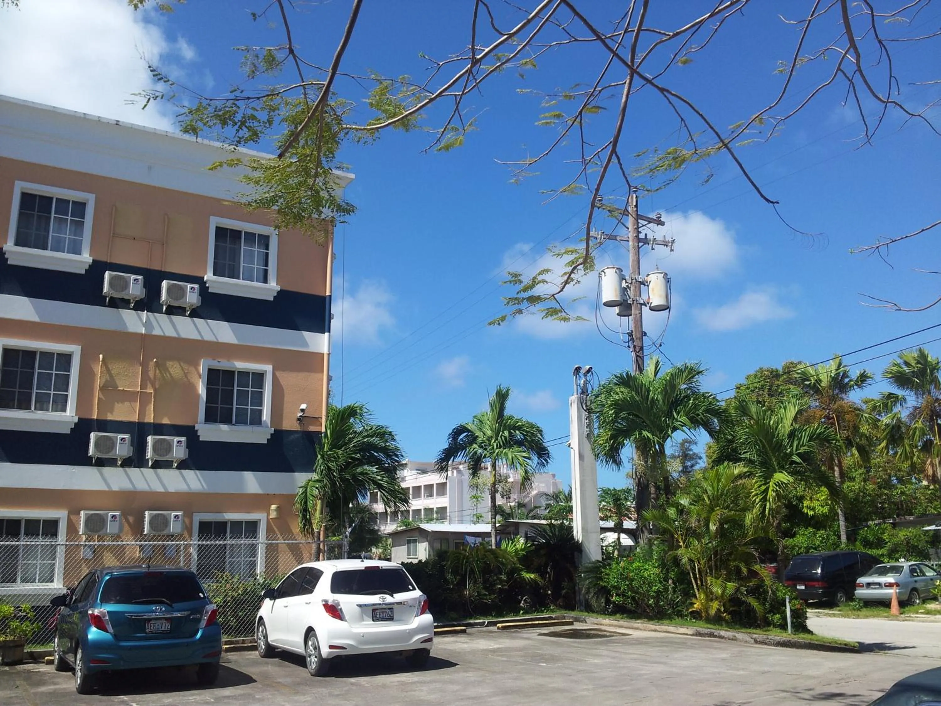 Parking in Capital Hotel