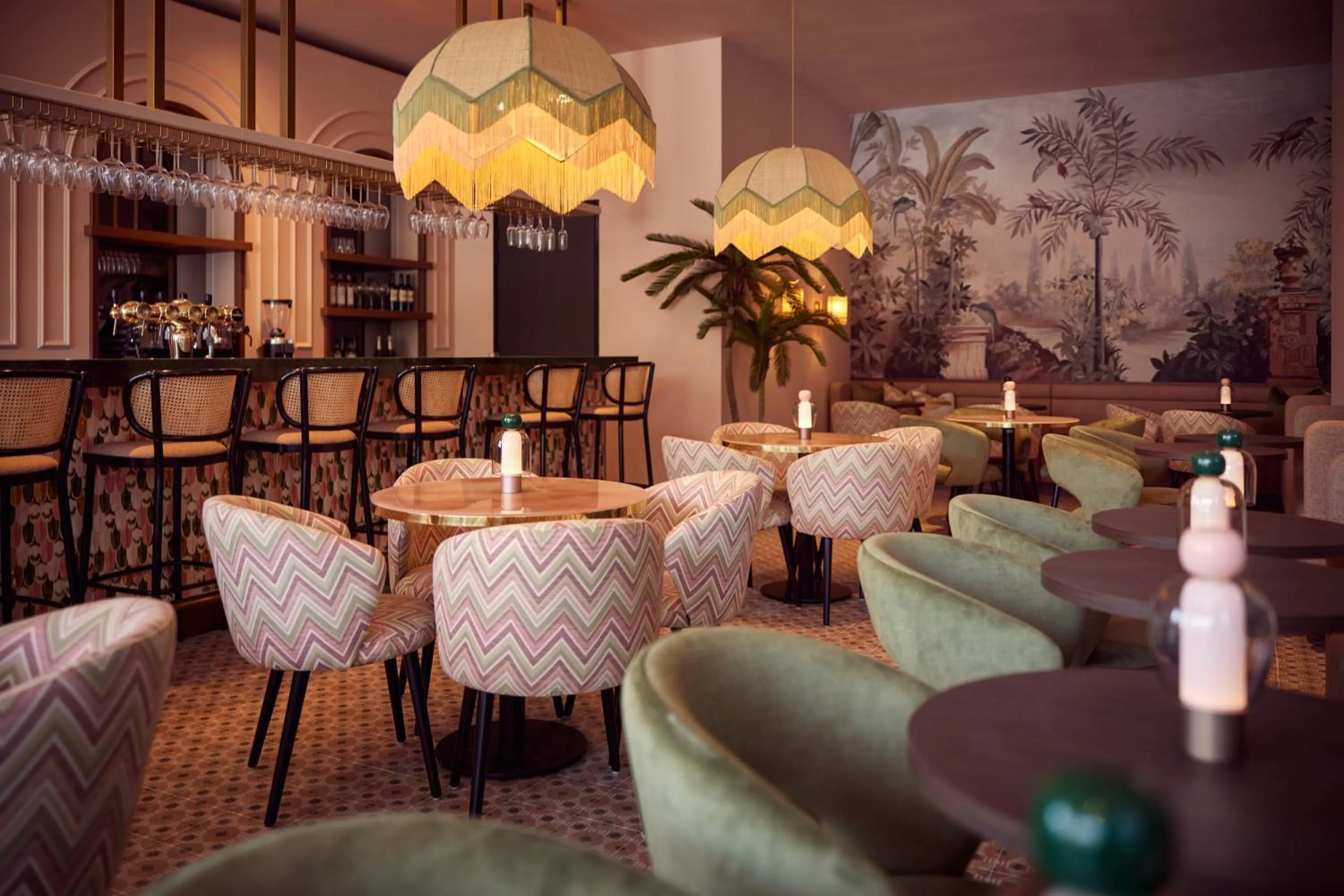 Lounge or bar in Van der Valk Hotel Lelystad