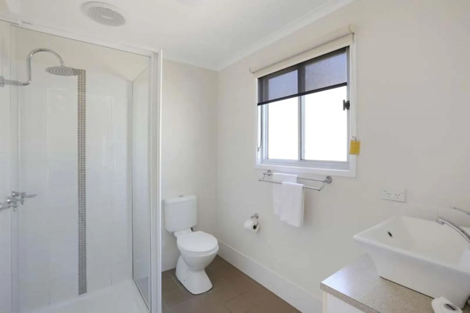 Shower in Reflections Mylestom - Holiday Park