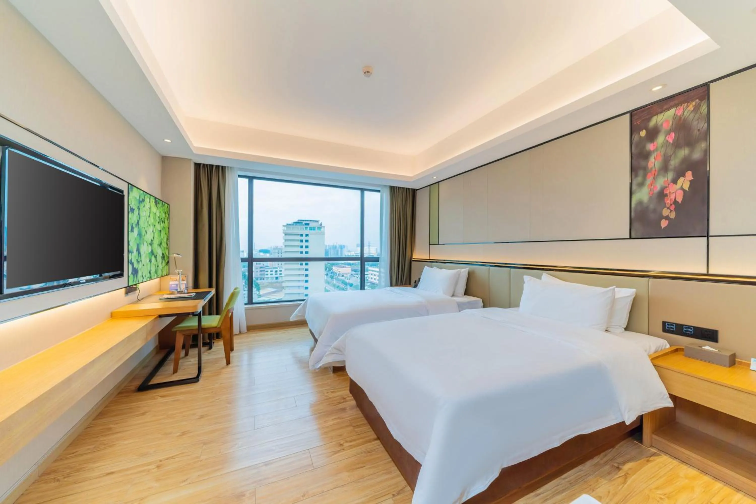 Photo of the whole room, Bed in Rising Dragon International Hotel