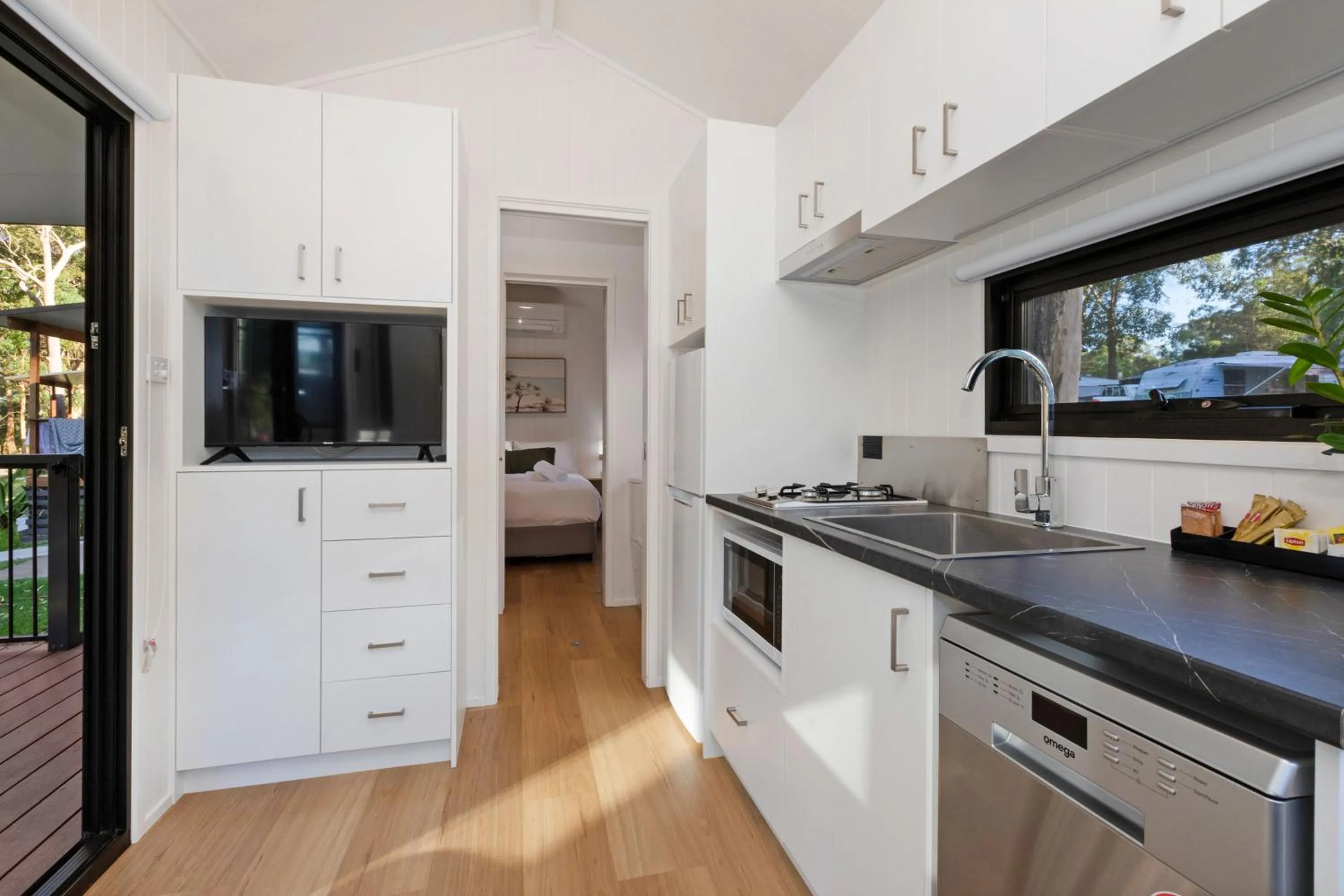 TV and multimedia in Reflections Moonee Beach - Holiday Park