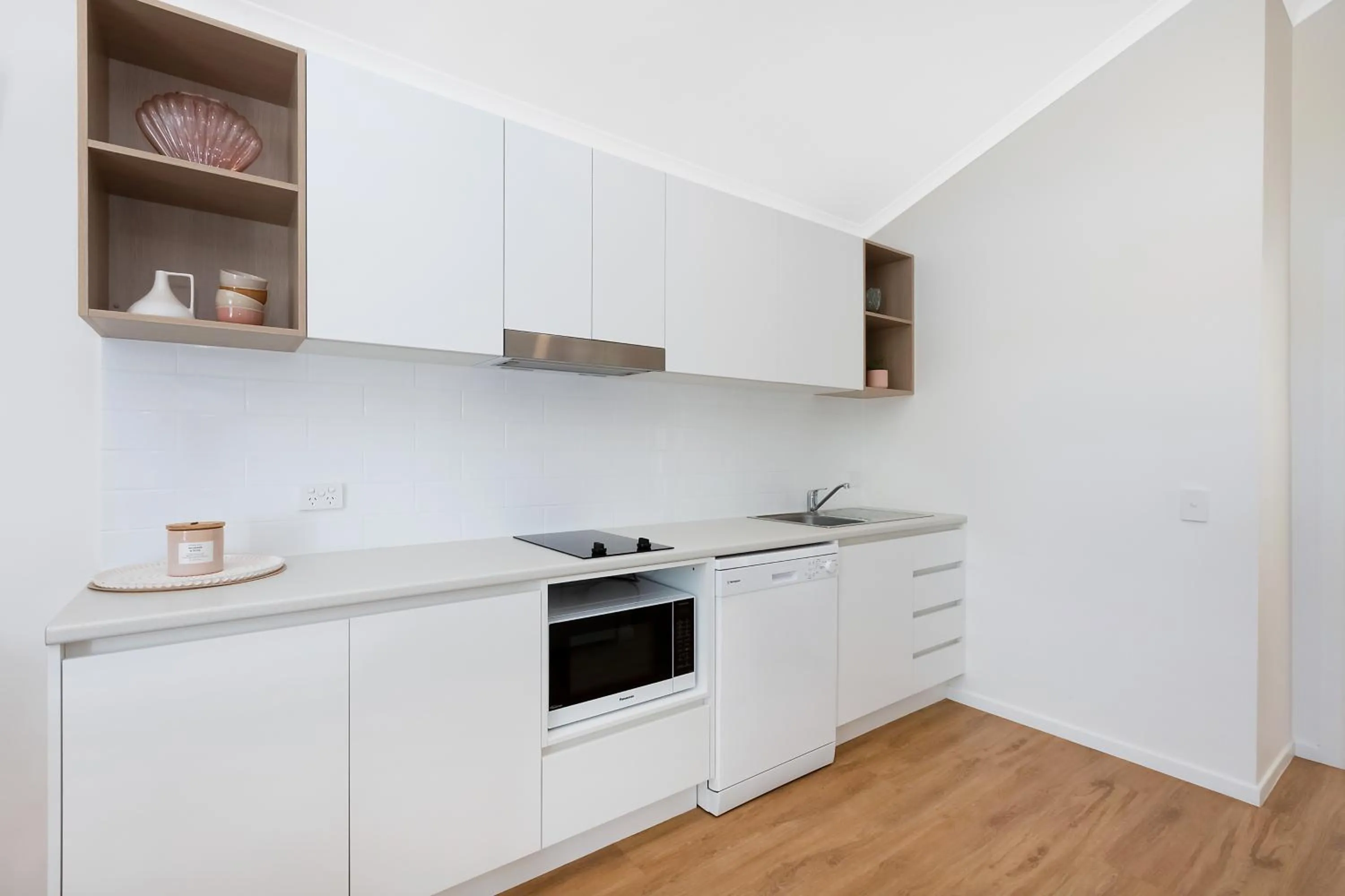 Kitchen or kitchenette in Reflections Ferry Reserve - Holiday Park