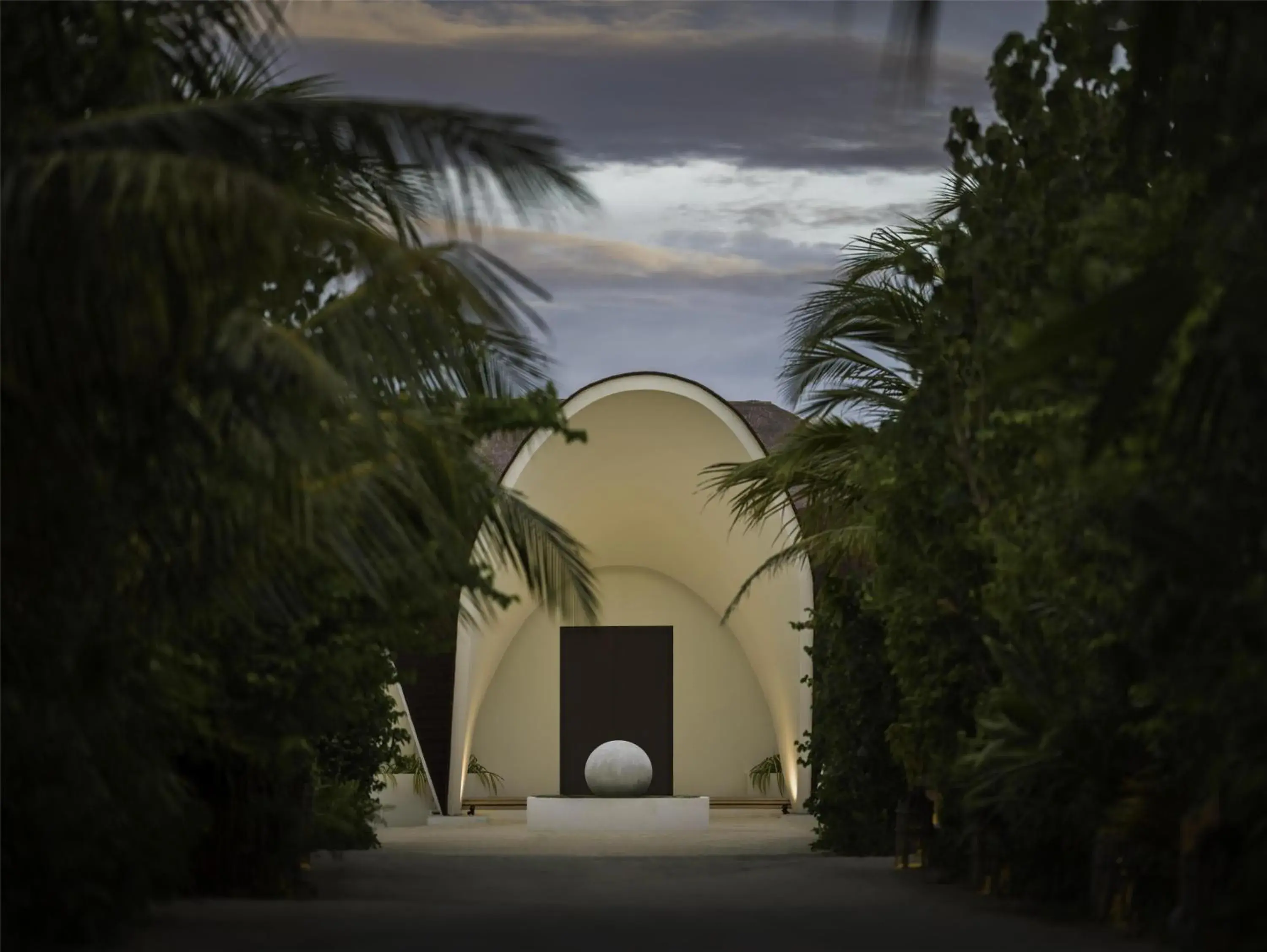 Property building in Hilton Maldives Amingiri Resort & Spa Property building in Hilton Maldives Amingiri Resort & Spa