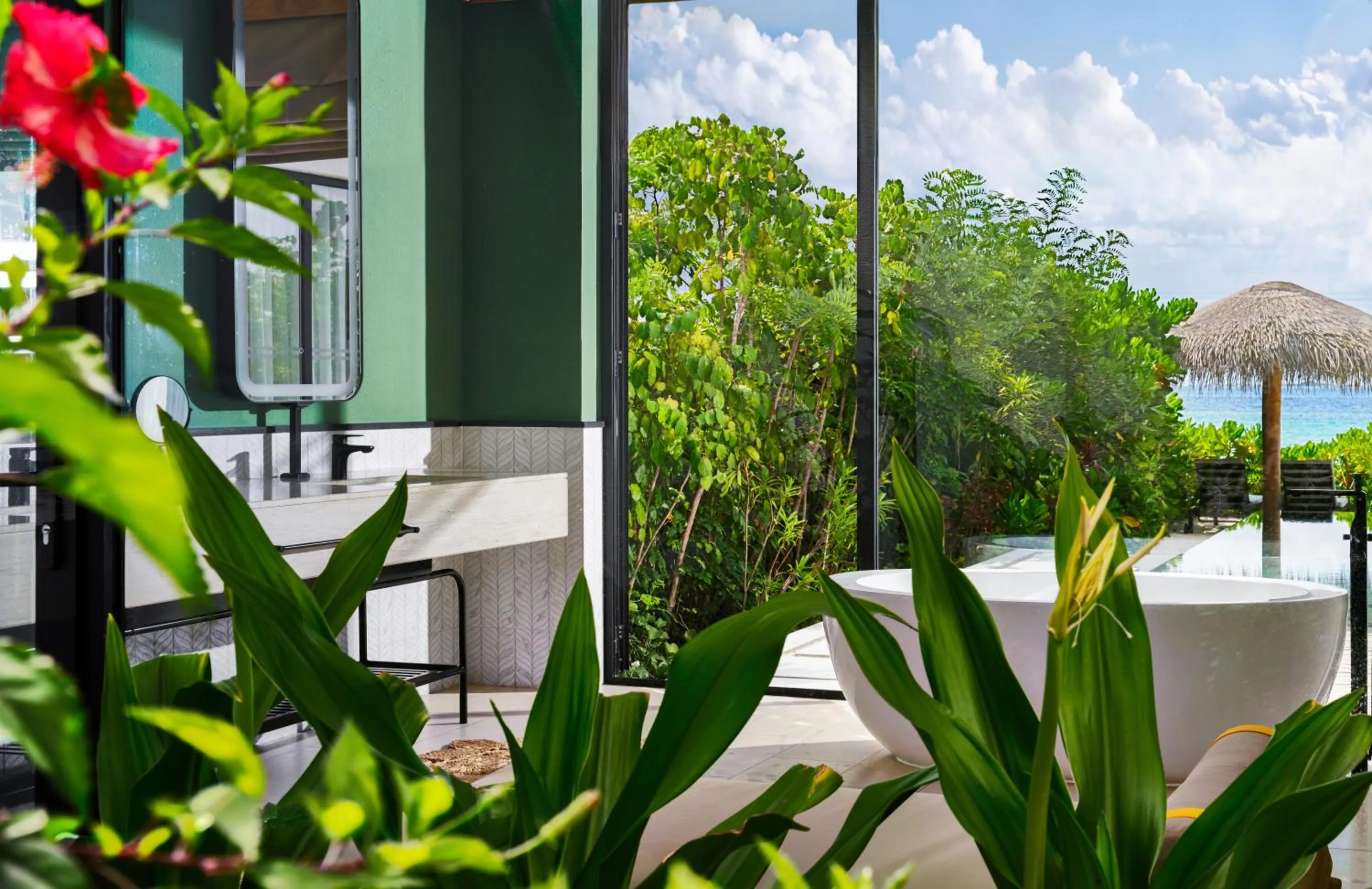 Bathroom in Hilton Maldives Amingiri Resort & Spa