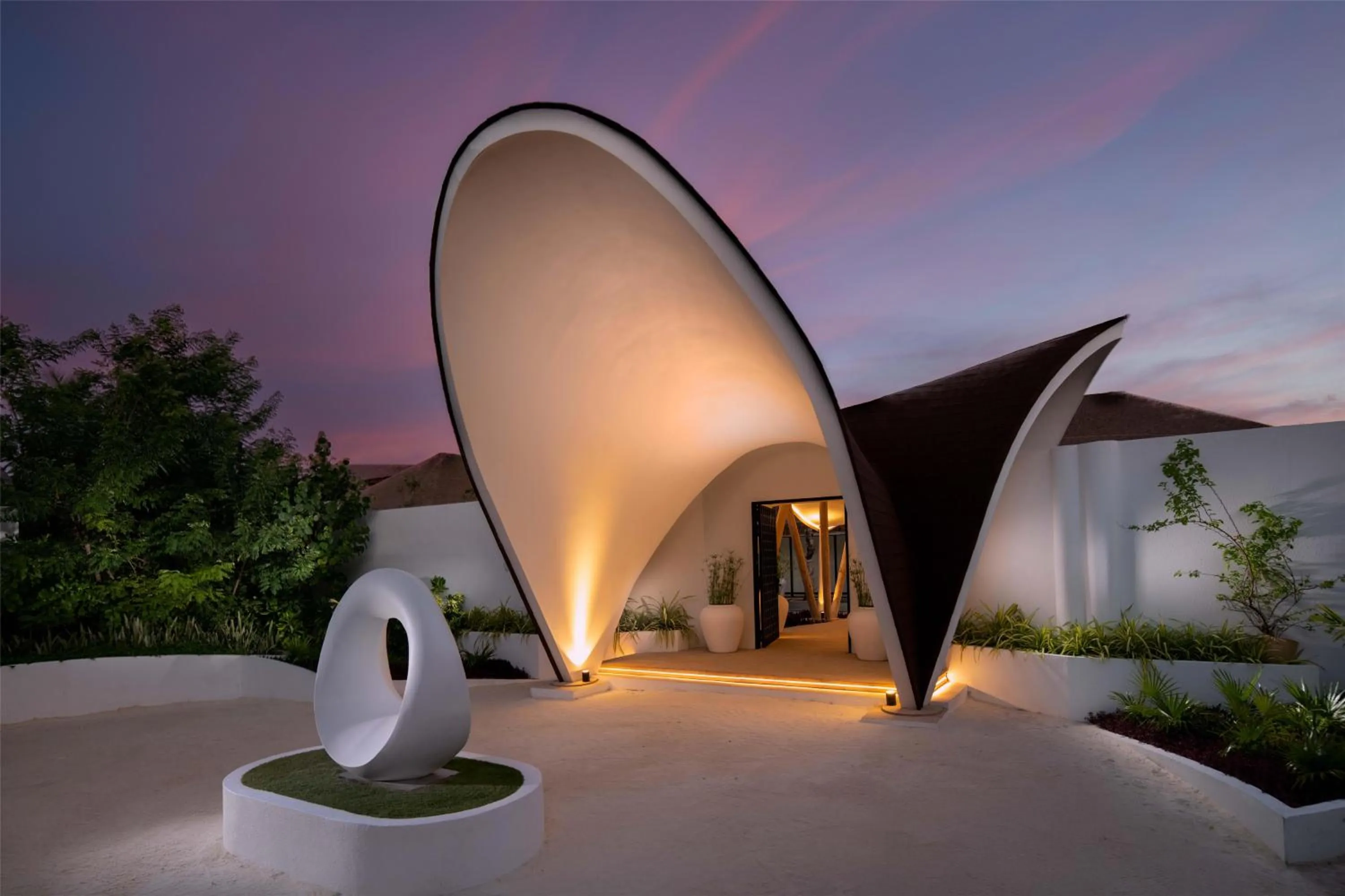 Property building in Hilton Maldives Amingiri Resort & Spa