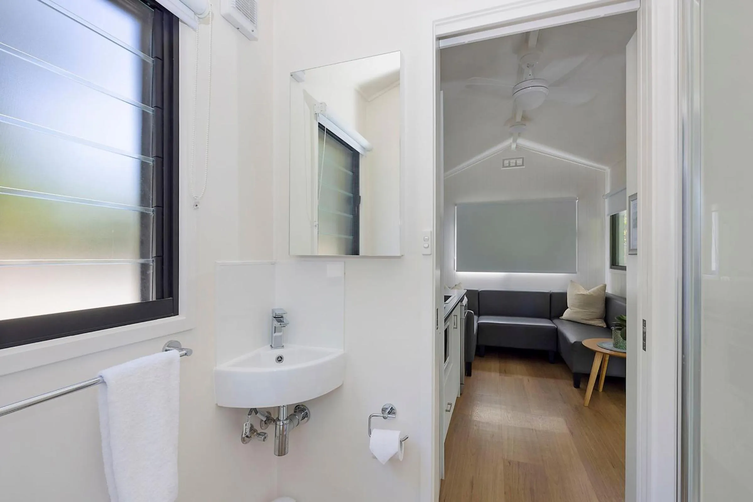 Bathroom in Reflections Byron Bay - Holiday Park