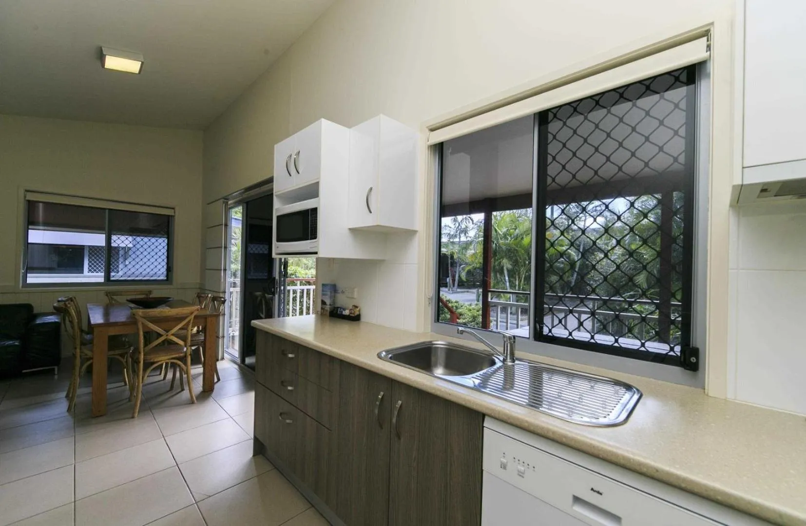 Kitchen or kitchenette in Reflections Byron Bay - Holiday Park