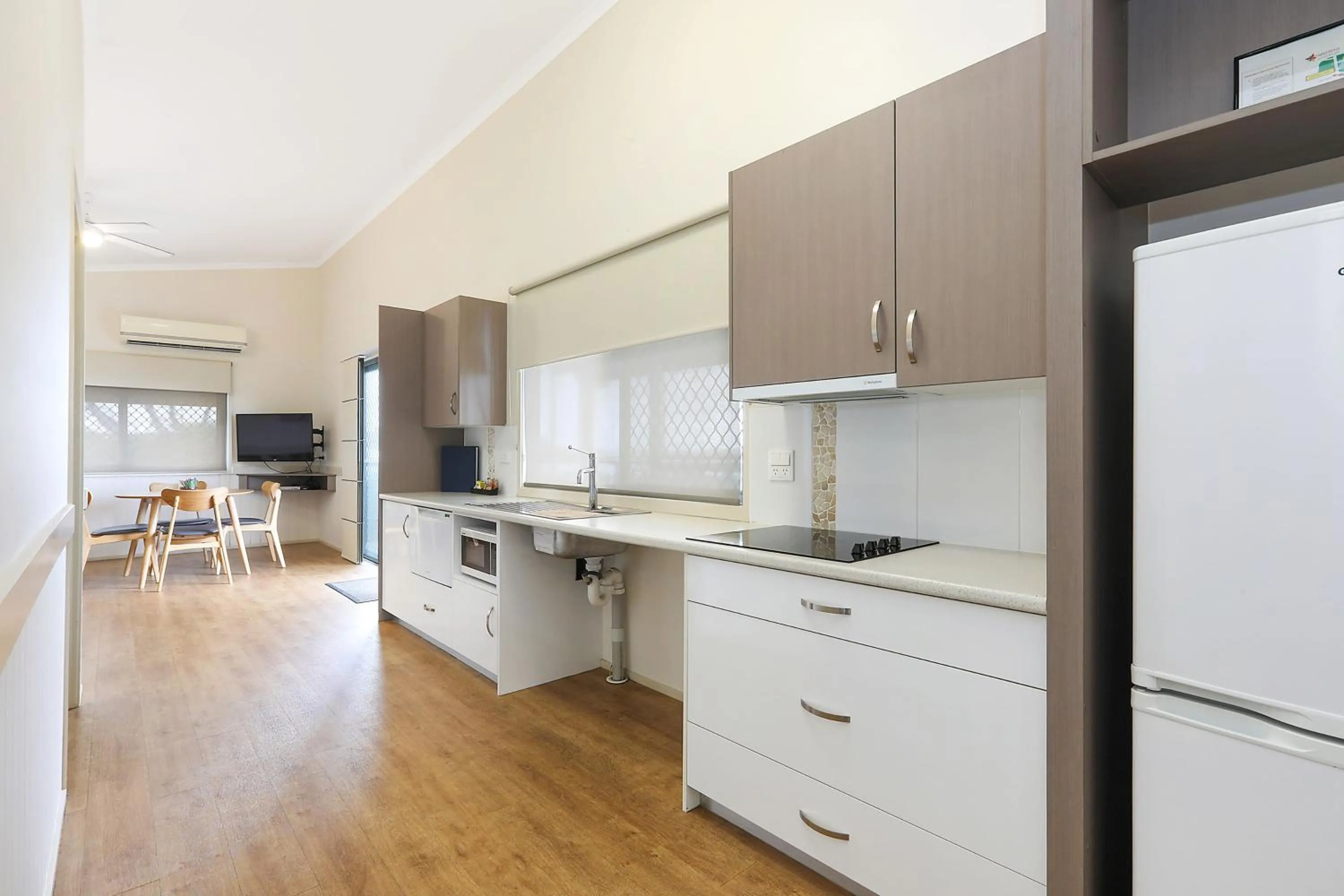 Kitchen or kitchenette in Reflections Shaws Bay - Holiday Park