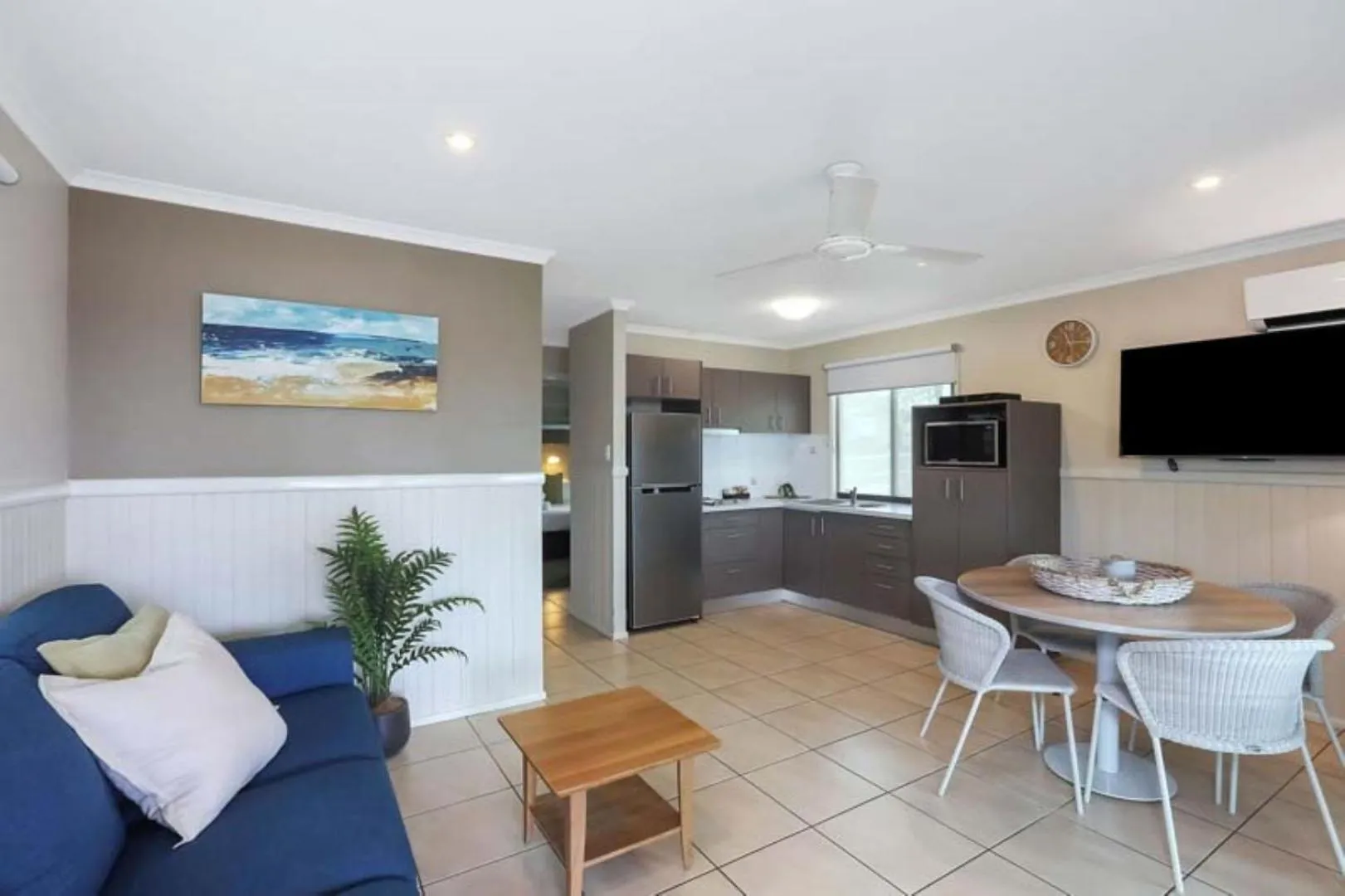 Kitchen or kitchenette in Reflections Shaws Bay - Holiday Park