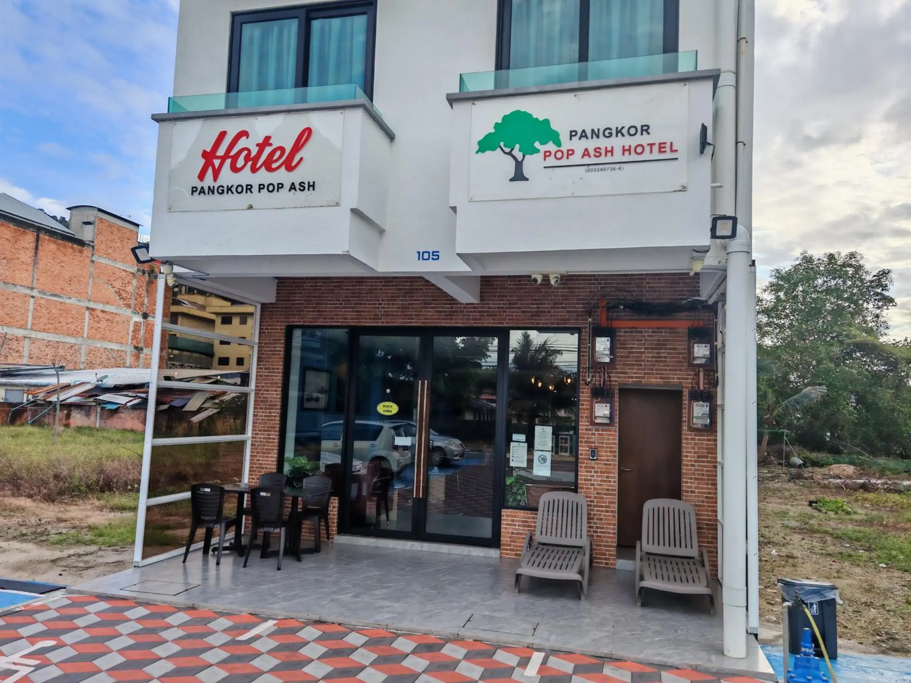 Facade/entrance in Pangkor Pop Ash Hotel Facade/entrance in Pangkor Pop Ash Hotel