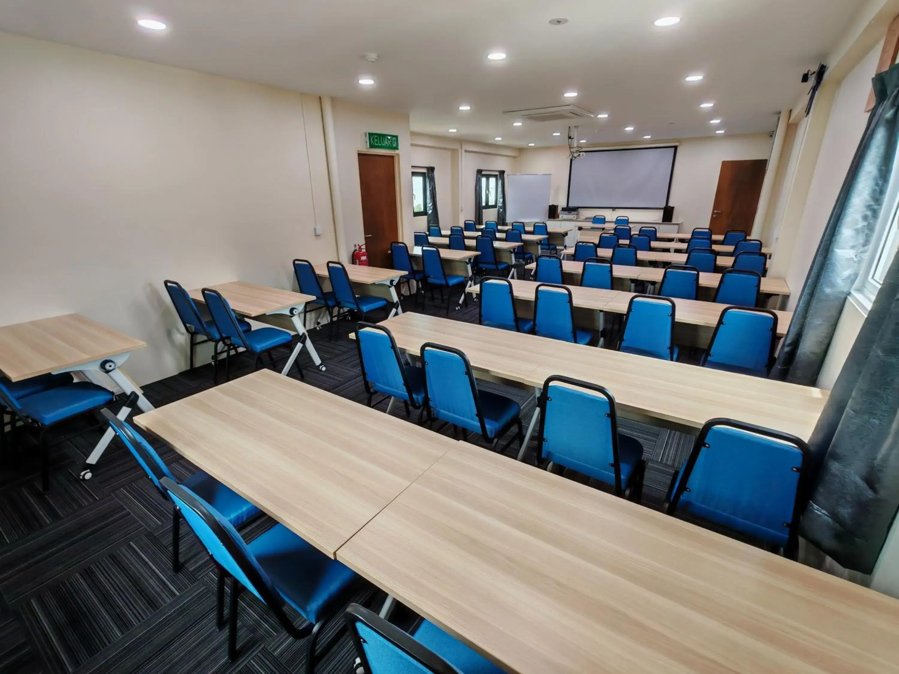 Meeting/conference room in Pangkor Pop Ash Hotel Meeting/conference room in Pangkor Pop Ash Hotel