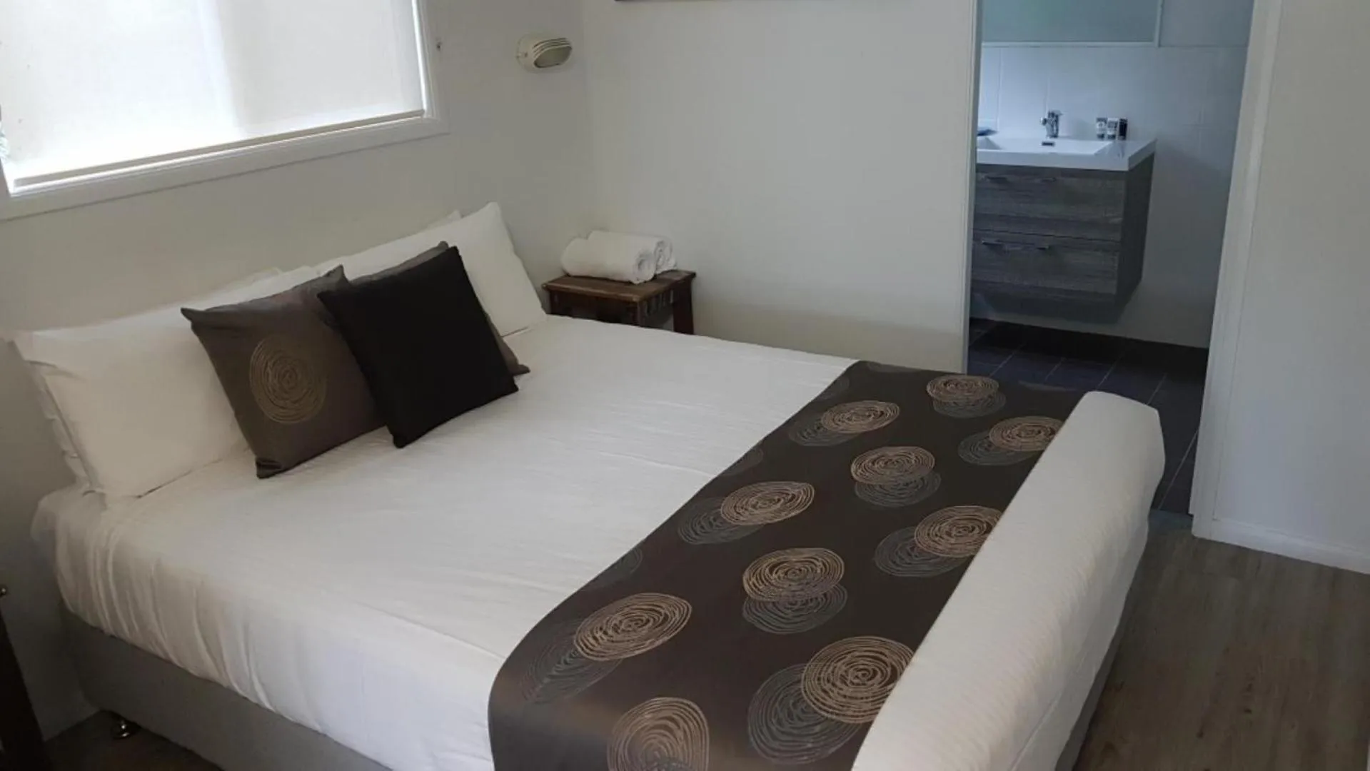 Bed in Reflections Corindi Beach - Holiday Park