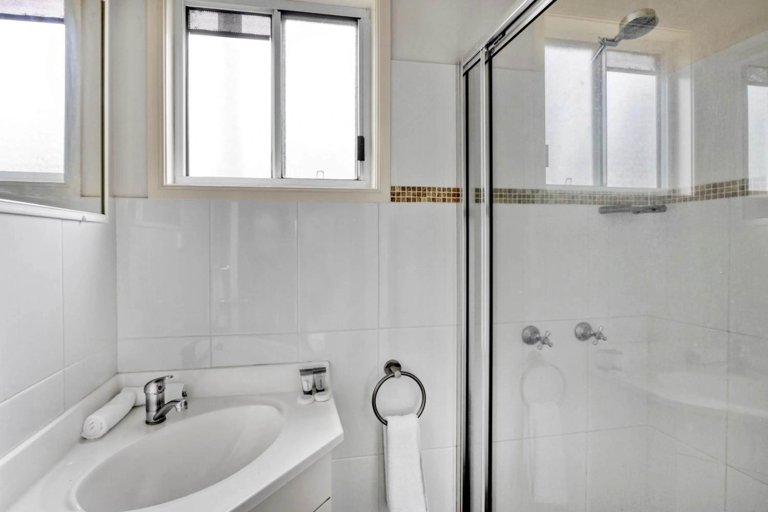 Bathroom in Reflections Urunga - Holiday Park