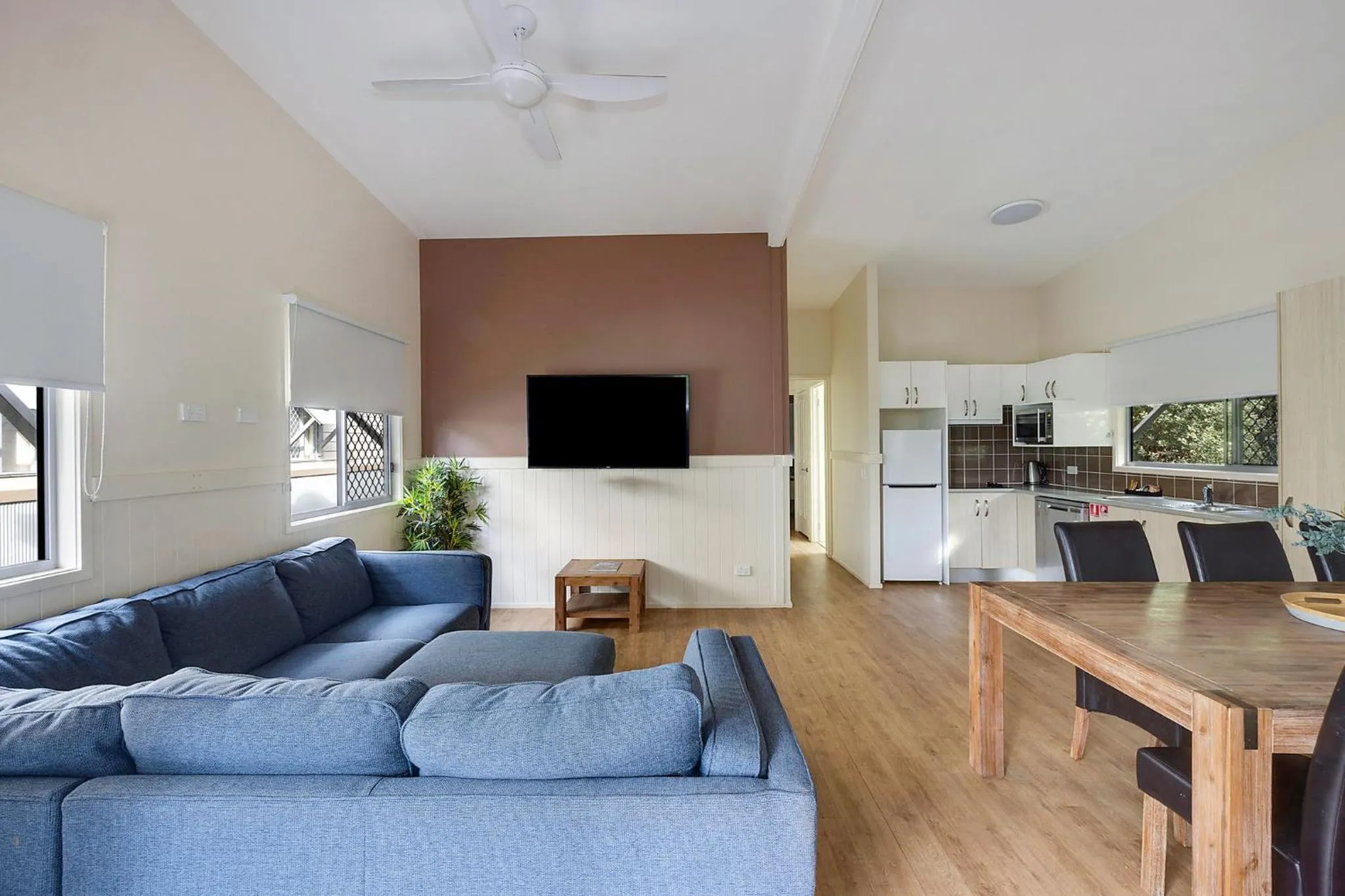 Kitchen or kitchenette in Reflections Scotts Head - Holiday Park