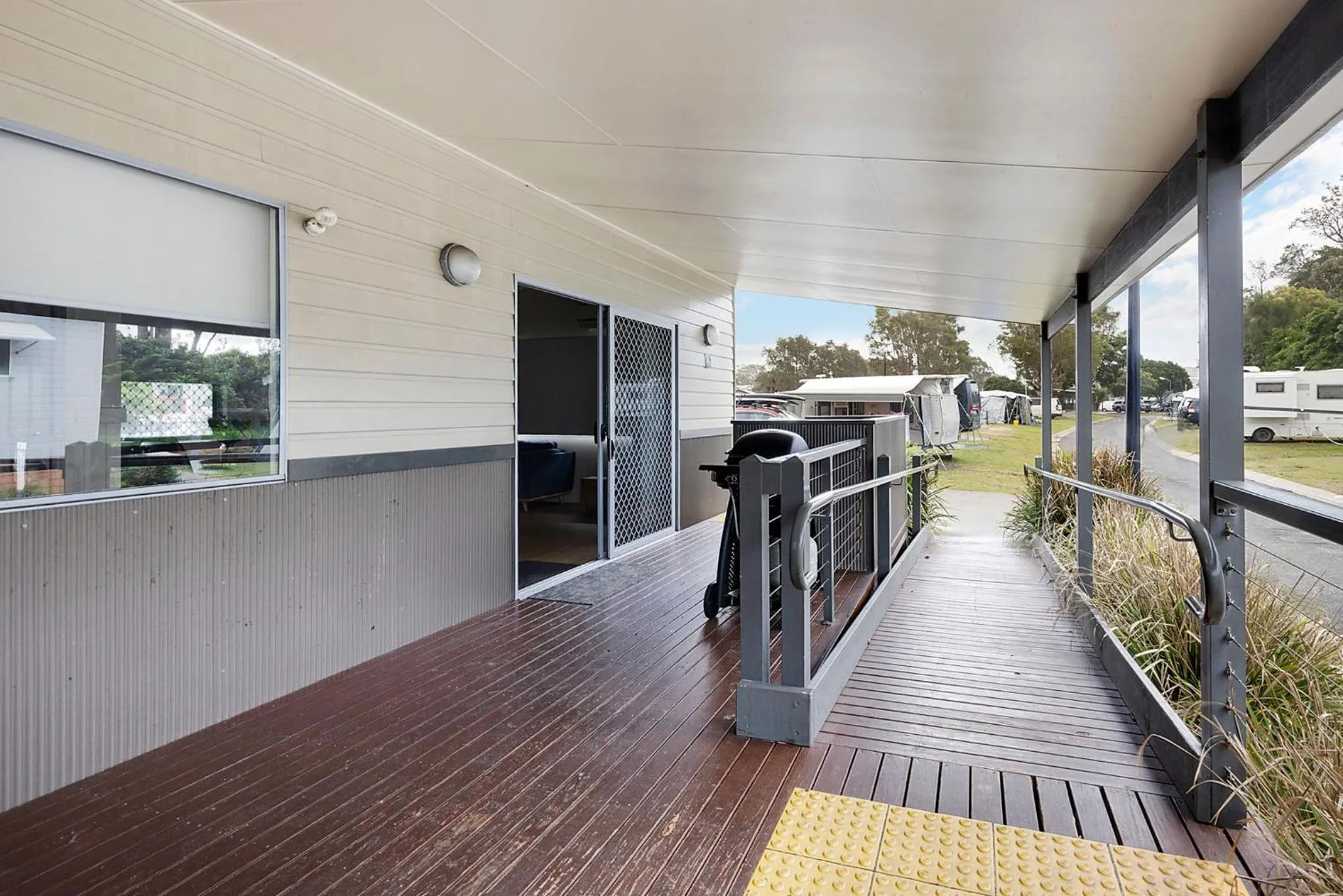 Day in Reflections Scotts Head - Holiday Park