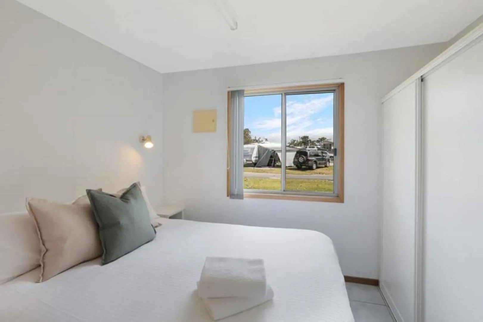 Bed in Reflections North Haven - Holiday Park