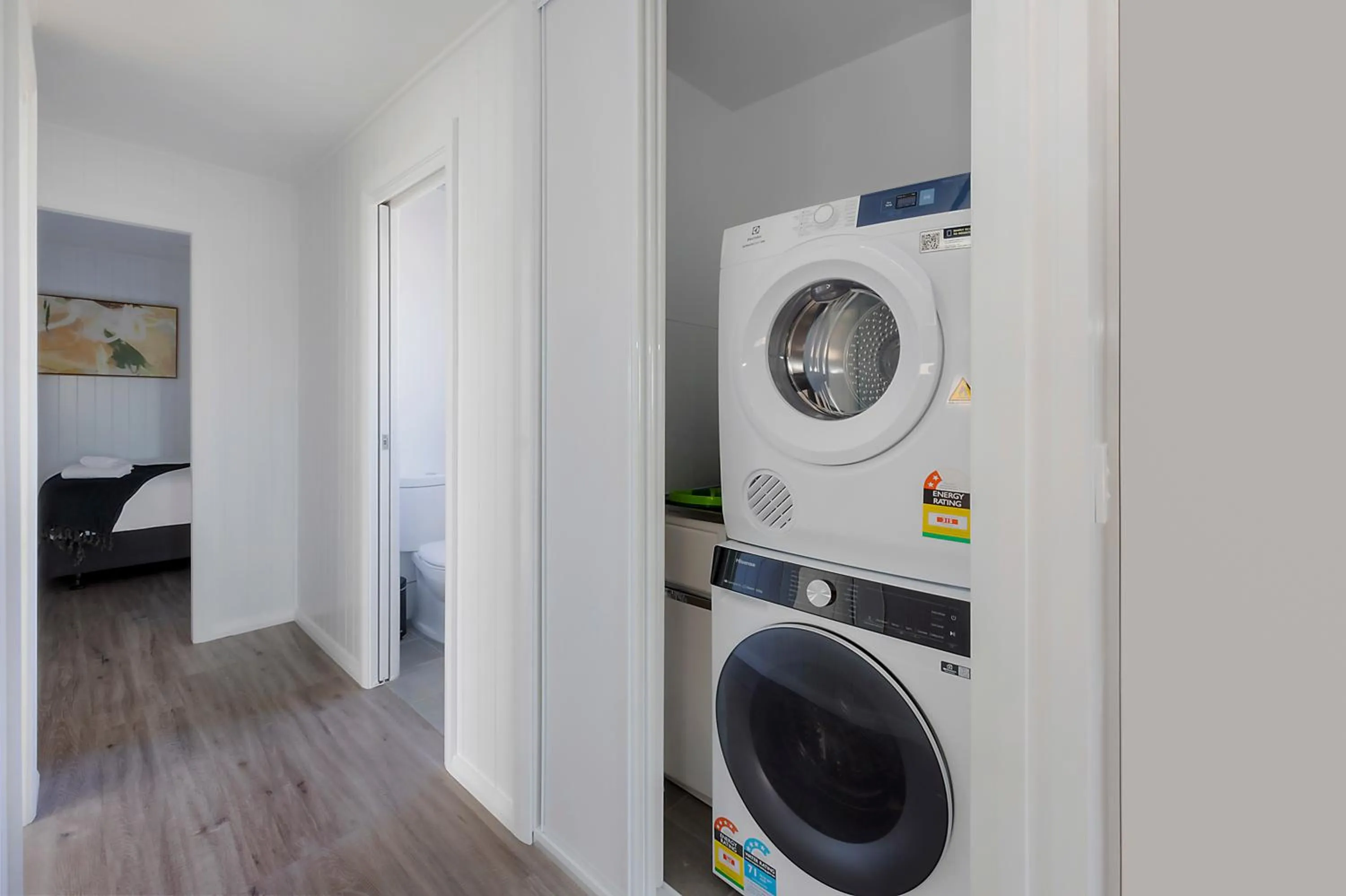 washing machine in Reflections Forster Beach - Holiday Park