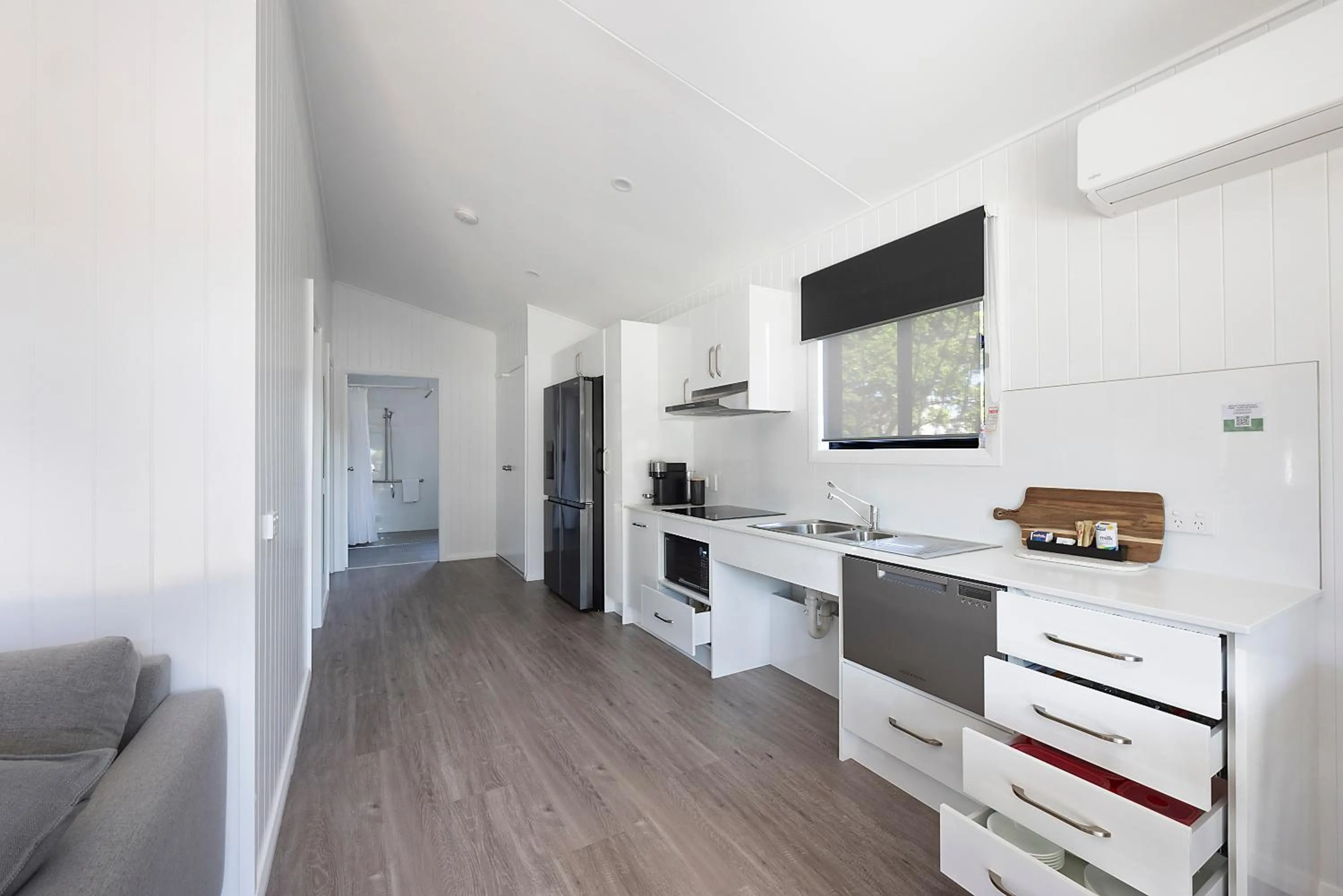 Kitchen or kitchenette in Reflections Forster Beach - Holiday Park